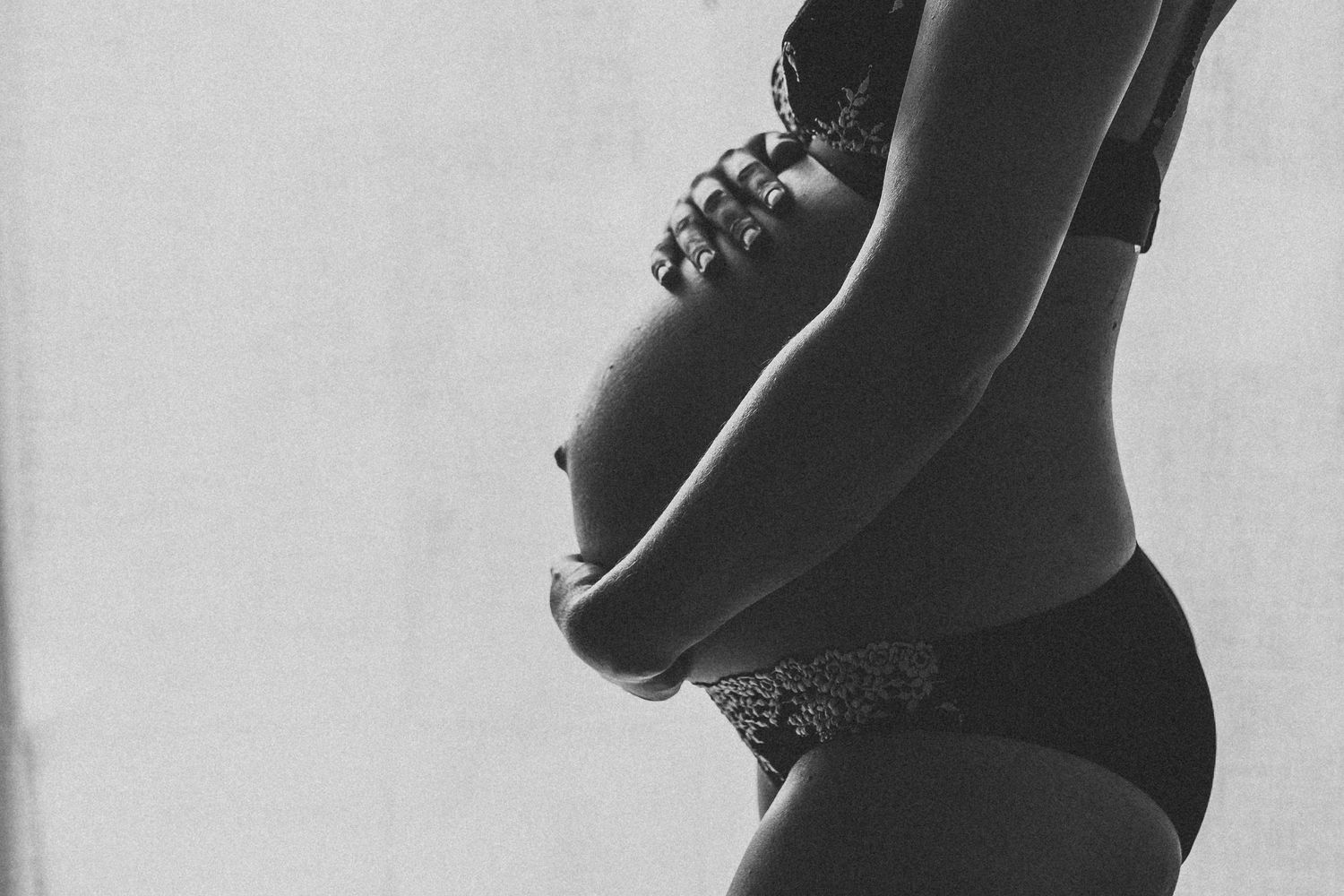 Timeless Fine Art Pregnancy Photography