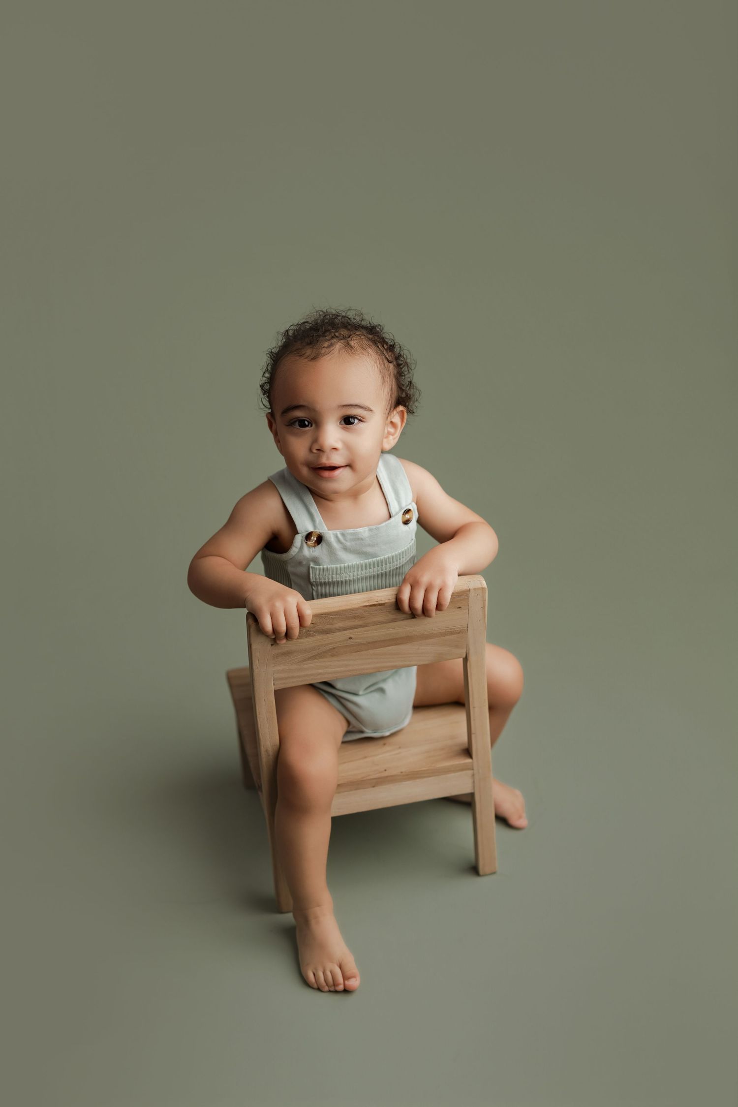 Cake smash and first birthday photography in Spring, The Woodlands & Magnolia, TX