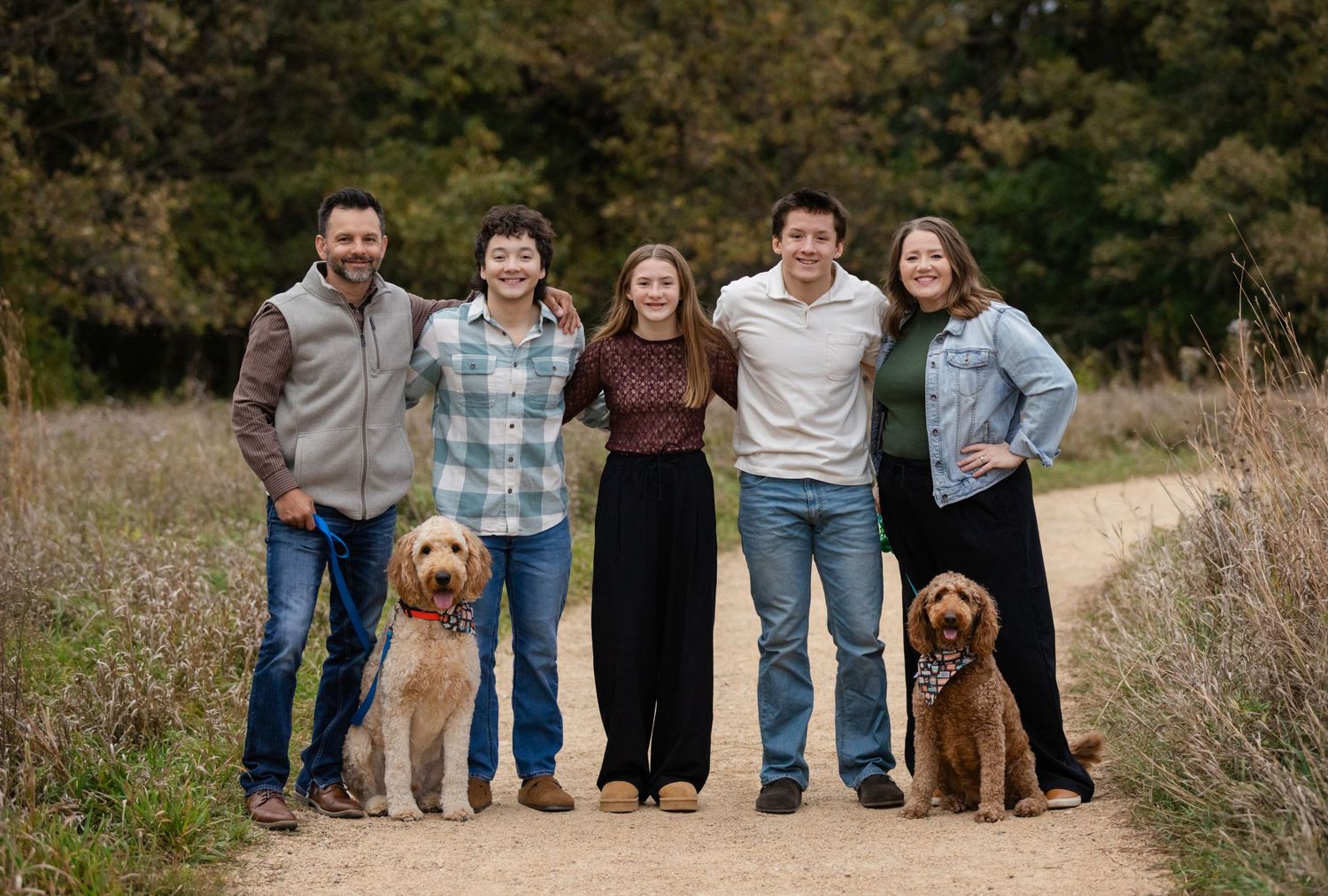 Family Photographer in Sioux Falls, SD
Family Portraits Sioux Falls, SD
Family Photos Sioux Falls, SD
Family Photographer in South Dakota