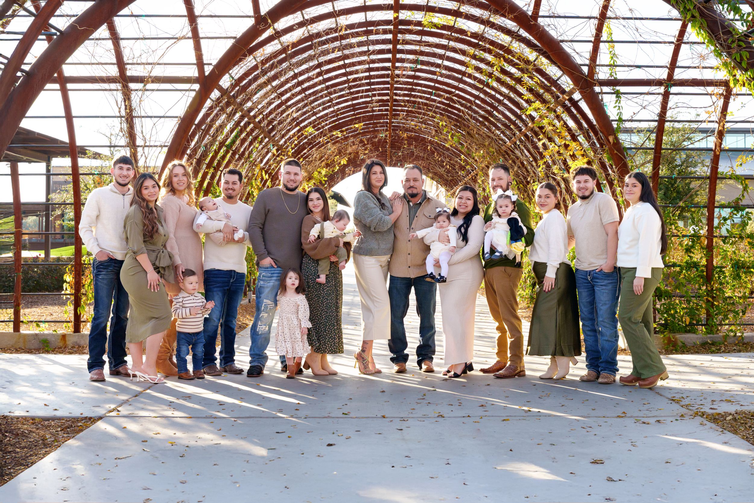 midland tx family photographer photographers midland tx extended family session midland tx summit center midland tx outdoor family session