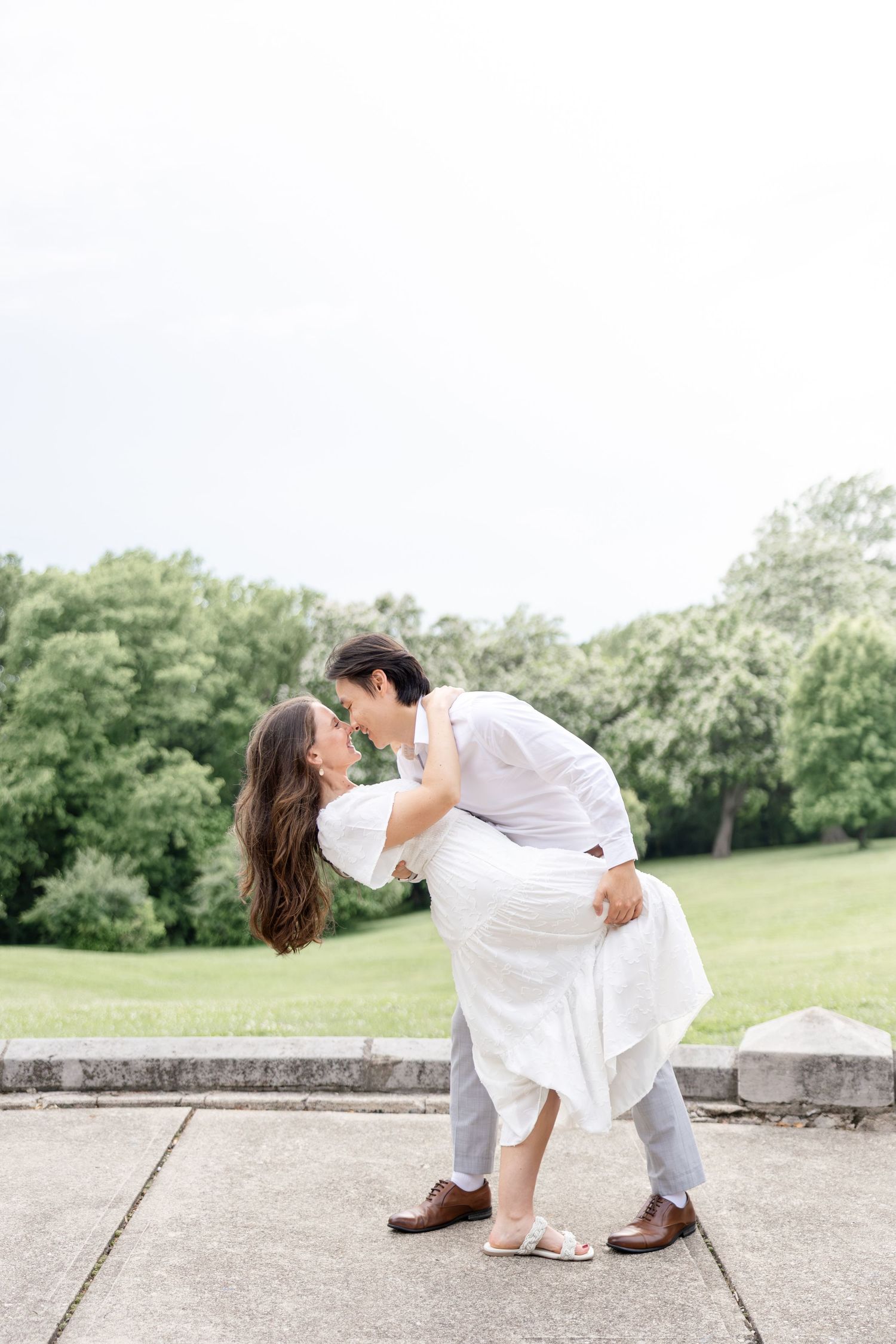 Romantic engagement photos at Mt. Echo Park overlooking the Cincinnati skyline in Cincinnati, Ohio by Julia and Sean Photography