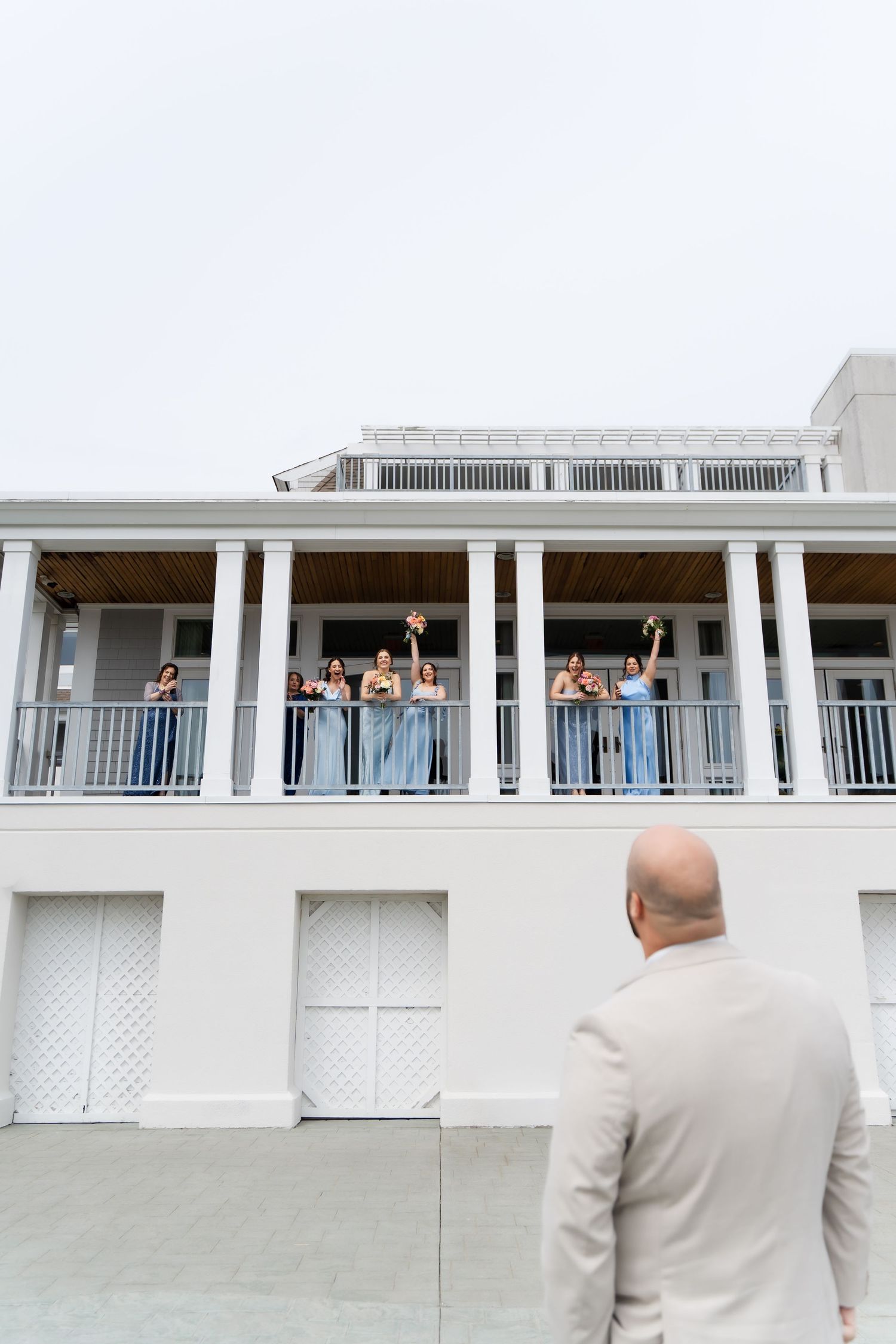 waters edge resort in connecticut bride and groom photos