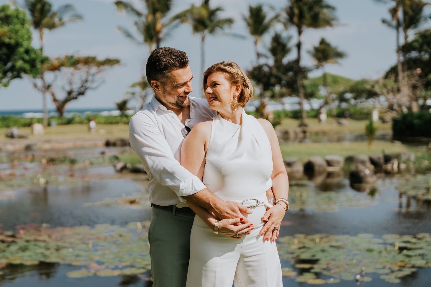 Romantic wedding anniversary photography services at Grand Hyatt Nusa Dua