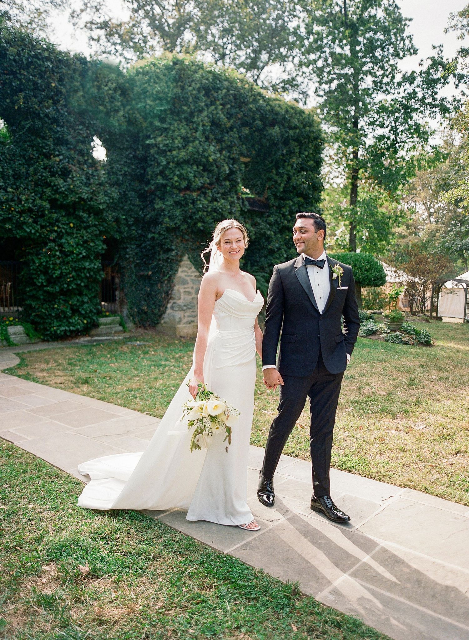 Chateau de Tourreau wedding on film by Audra Wrisley