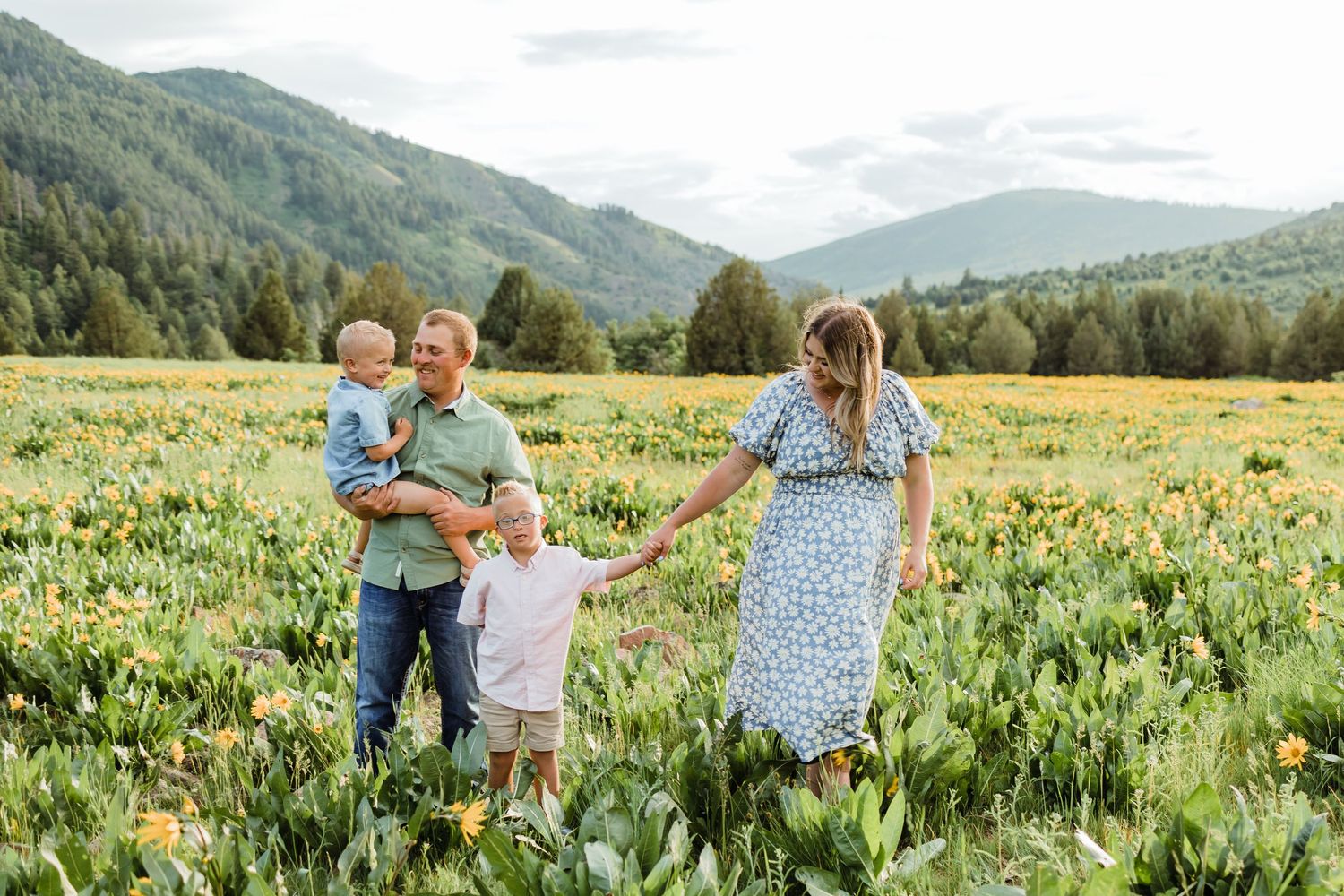 Northern Utah Mountain Field Family Photos
