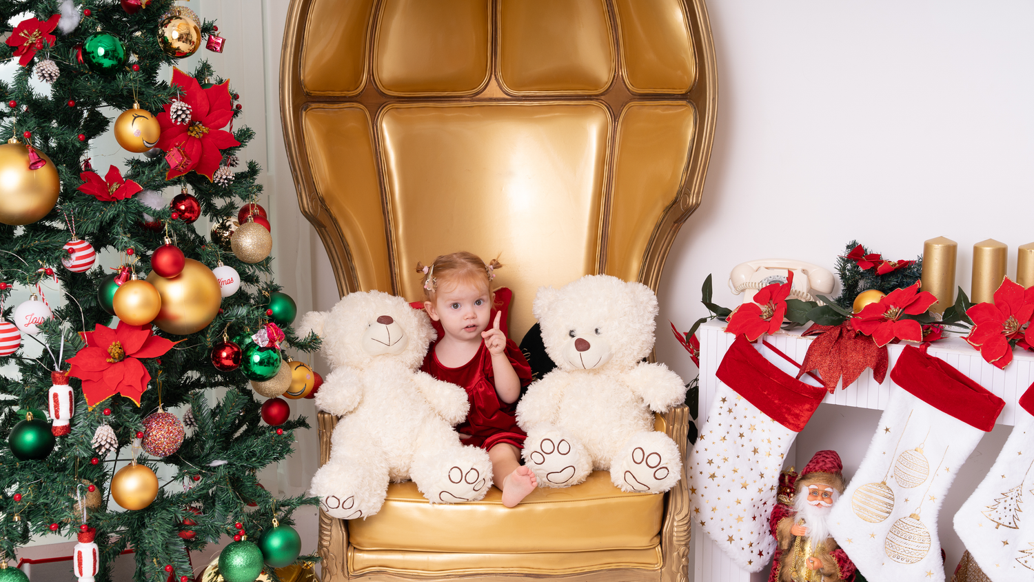 Newborn baby captured in a Christmas photoshoot Dubai
