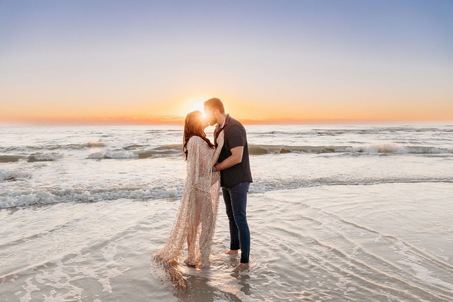 beach maternity photos in tampa