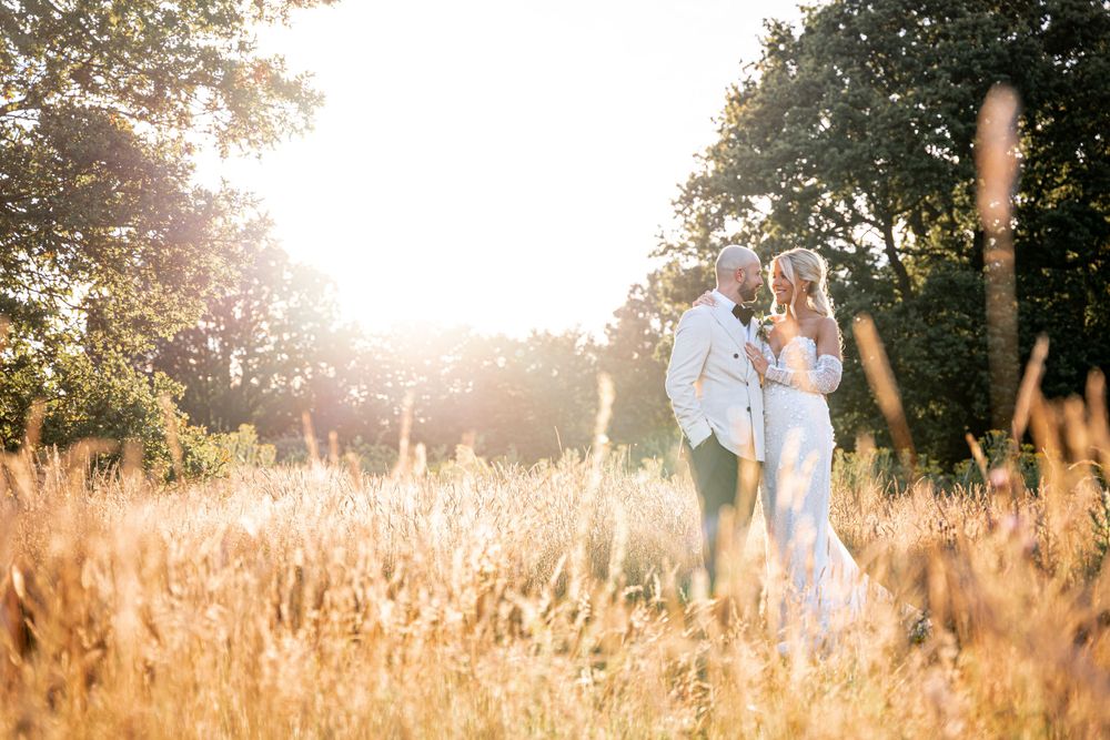 AMIE & LUIS - THE CHERRY BARN, RYE - The Bearded Photographers