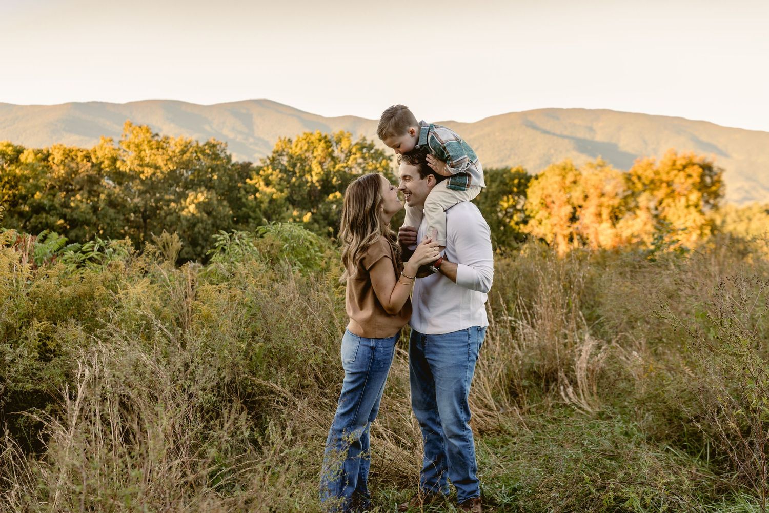 Family photos in the North Georgia mountains.