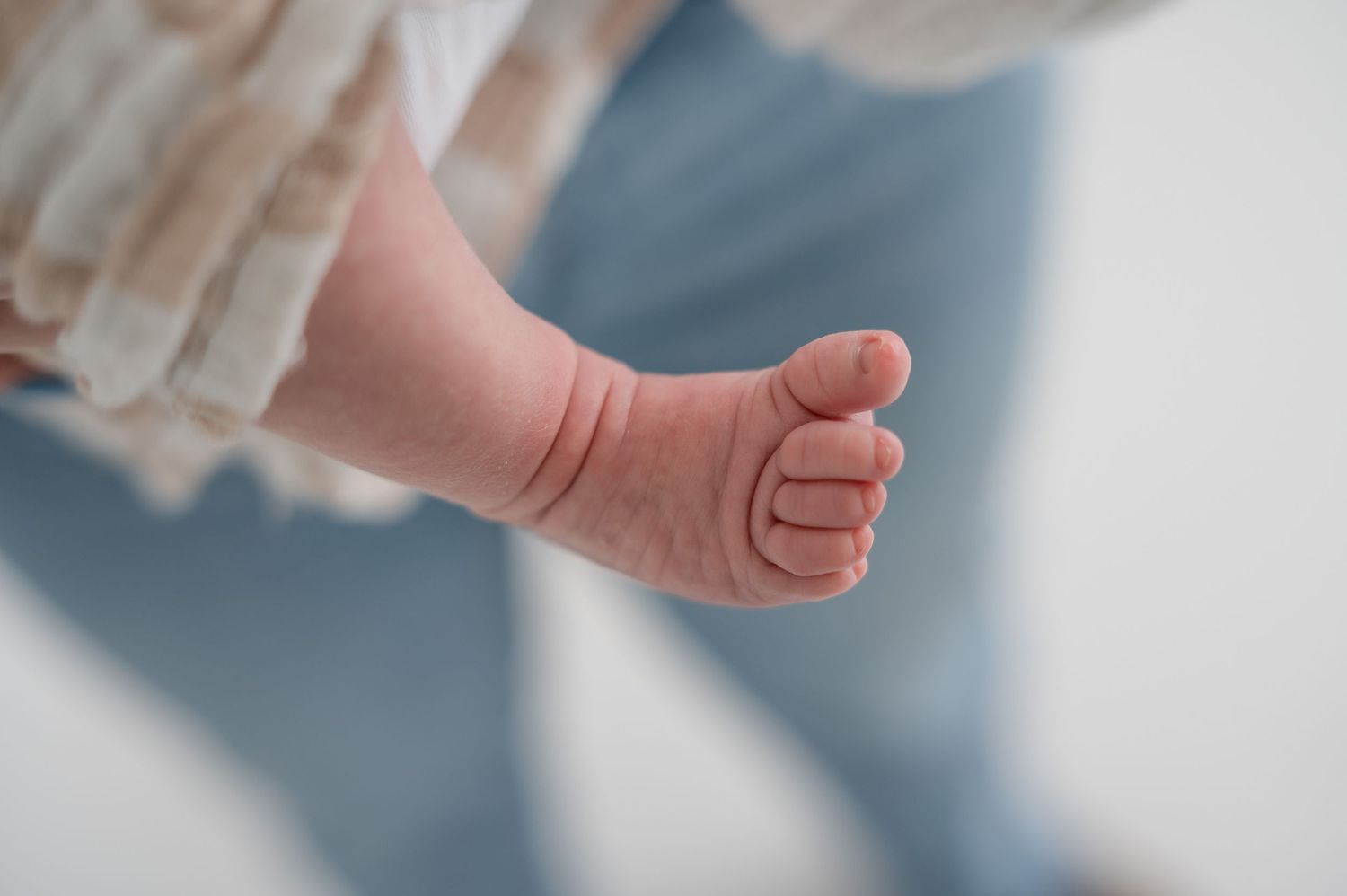 baby boy foot