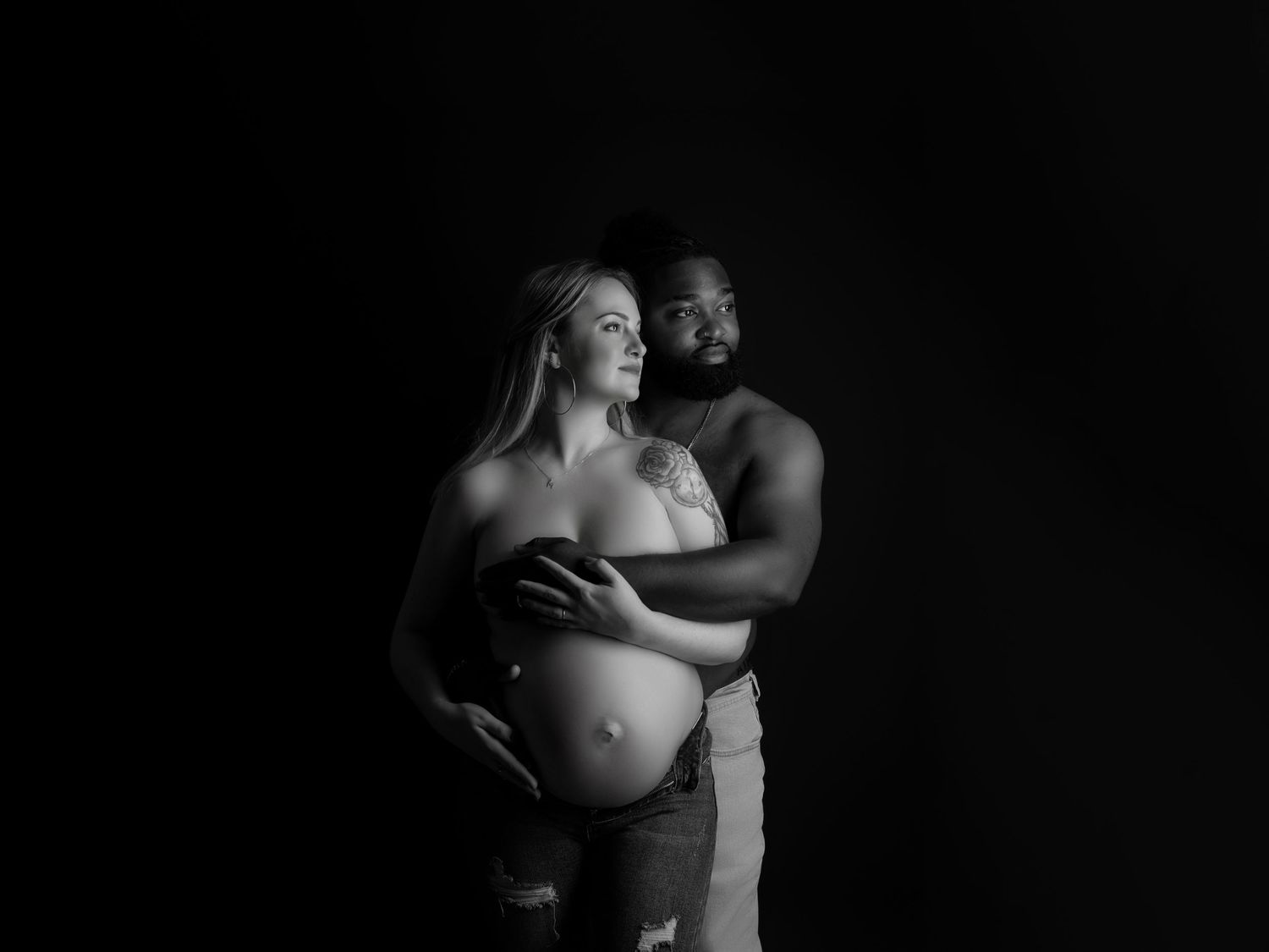 Photographe grossesse et naissance à Saâcy-sur-Marne, Seine-et-Marne — à moins d'une heure de Reims et de Meaux