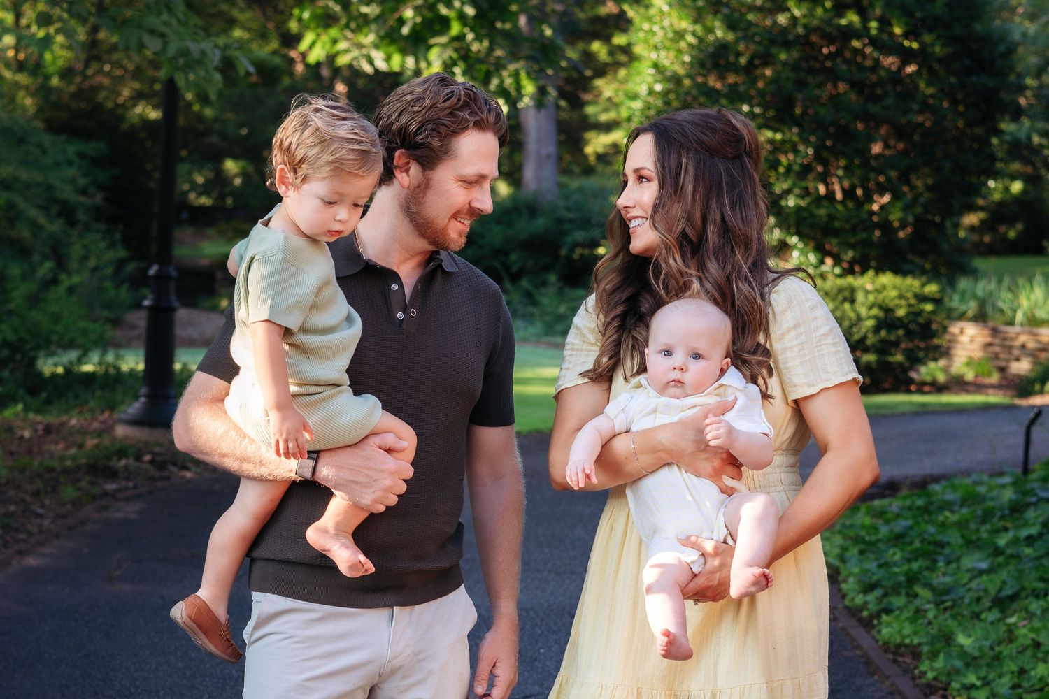 Spring mini sessions in Athens, GA with a family photographer at Athens Botanical Gardens