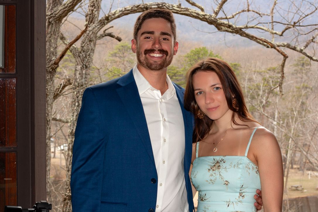 Wedding and couples photographer Athena Arnold attending West Virginia State Park wedding.