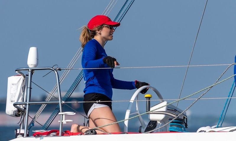 Athena Arnold adventure lifestyle photographer sailing in Chesapeake Bay