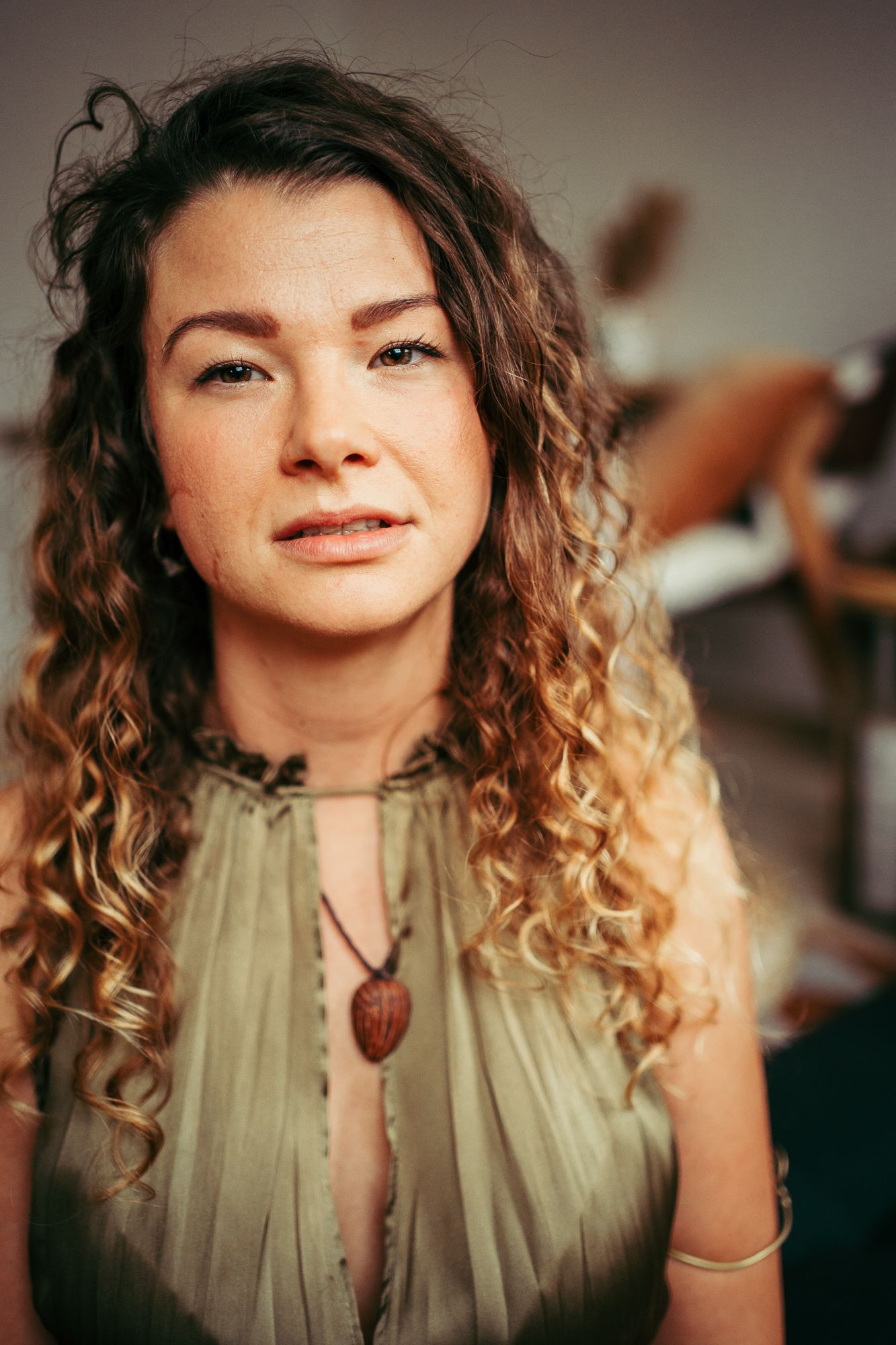 Portrait Hypnose Coaching Therapie Anika Raum Halterin Leipzig