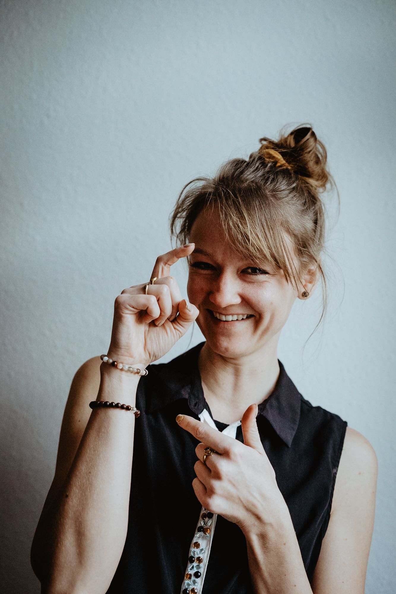 Ich bin Ulli Selig Feinfühlige Businessfotografin für Coaches, Yogalehrerin, Sprituelle Businessfrauen, Unternehmer:inne