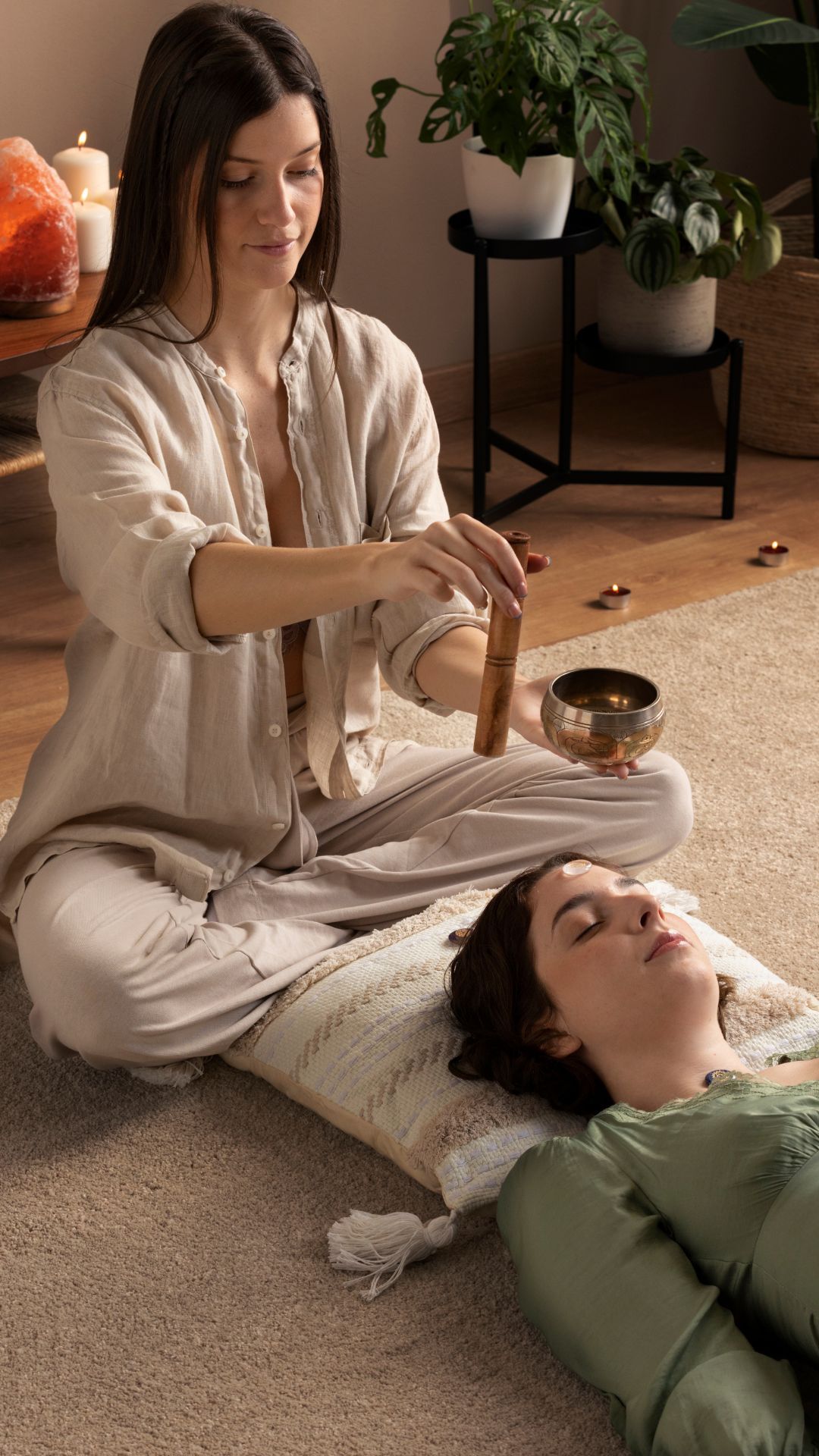 Formación Holística Costa Rica ofrece cursos de Reiki y Péndulo Hebreo, Registros Akáshicos, Chakras.