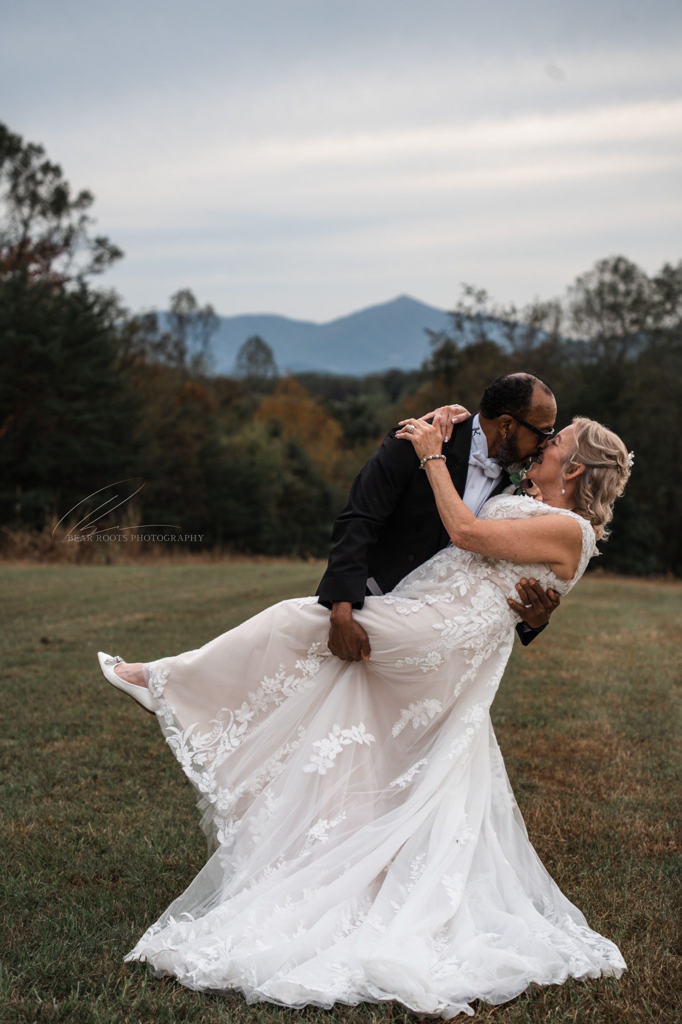 Catholic wedding photographer Shenandoah, blue ridge mountains Virginia northern Virginia
