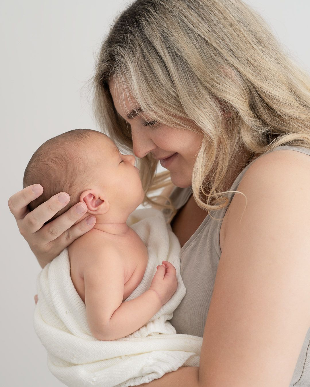 Last minute Newborn Photos done in Chesterfield home visit