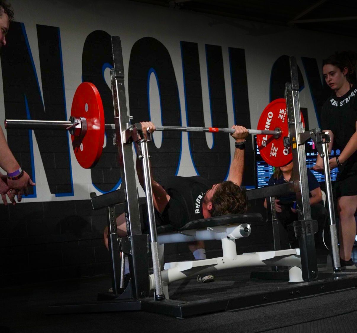 a powerlifter benching
