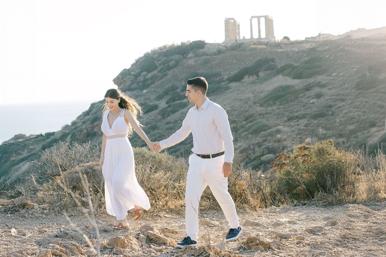 What shoes to wear for a photoshoot in Athens, comfortable walking shoes for Plaka routes.