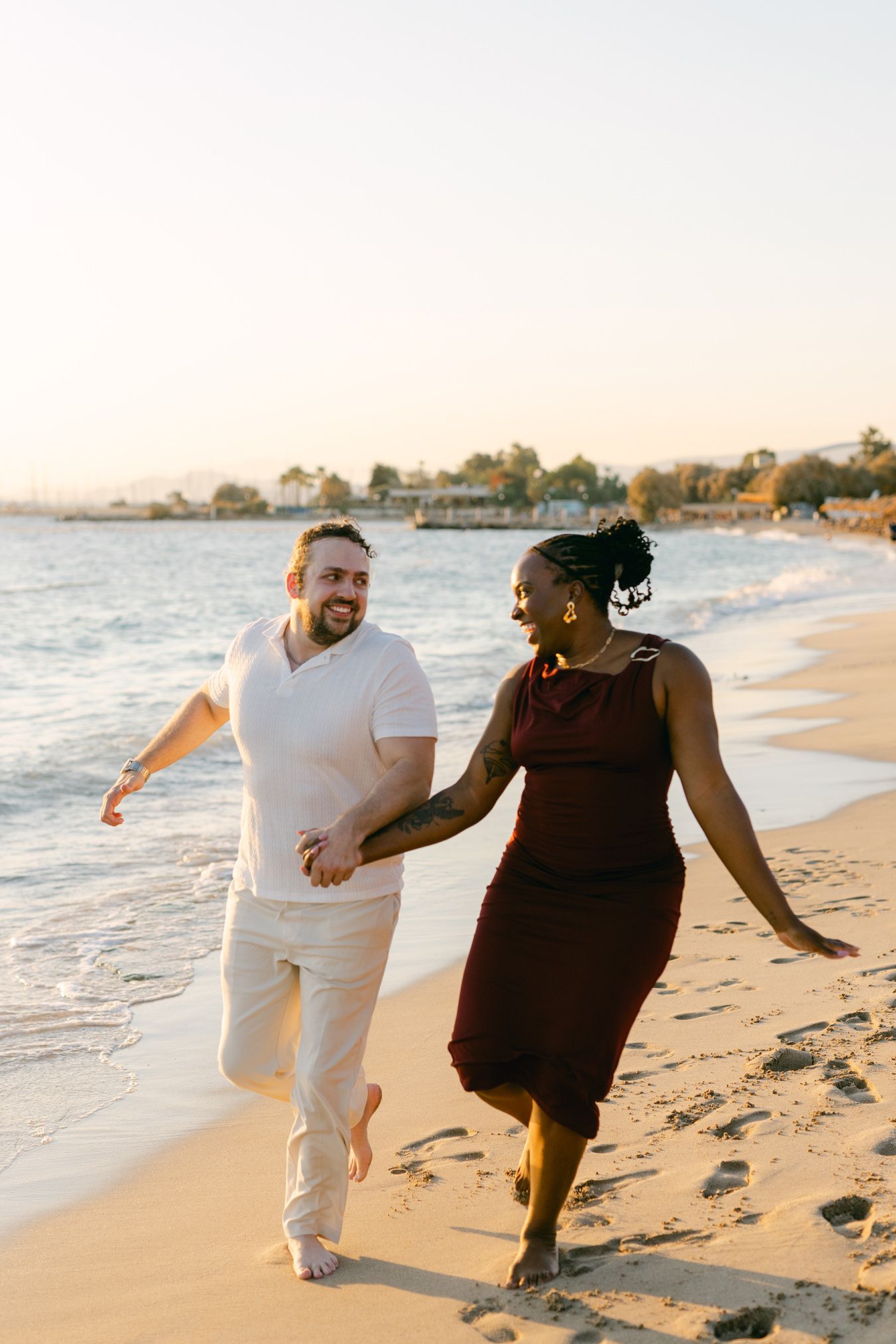 English speaking proposal photographer in Athens, discreet planning and effortless experience.