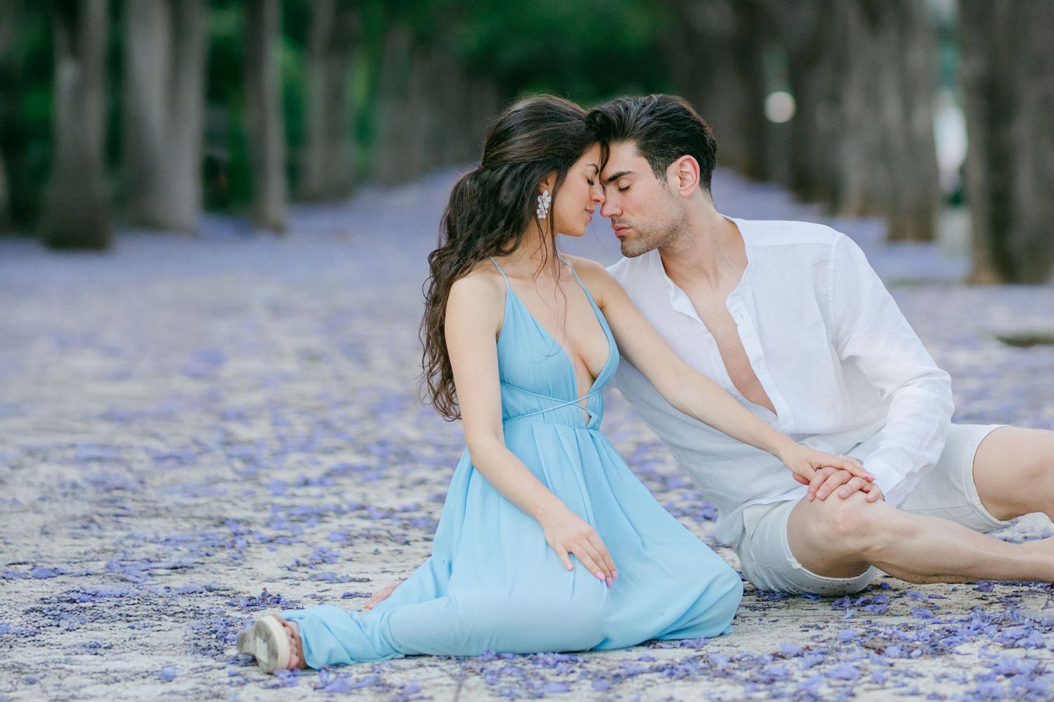 Couple photoshoot in National Garden Athens, natural walking portraits and candid moments.