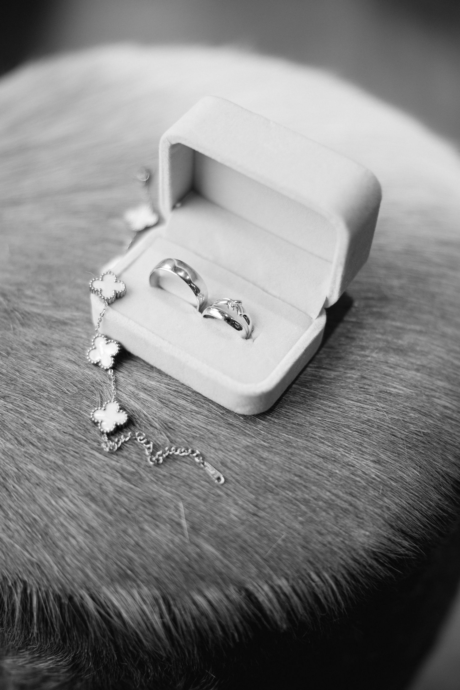 luxury wedding rings
