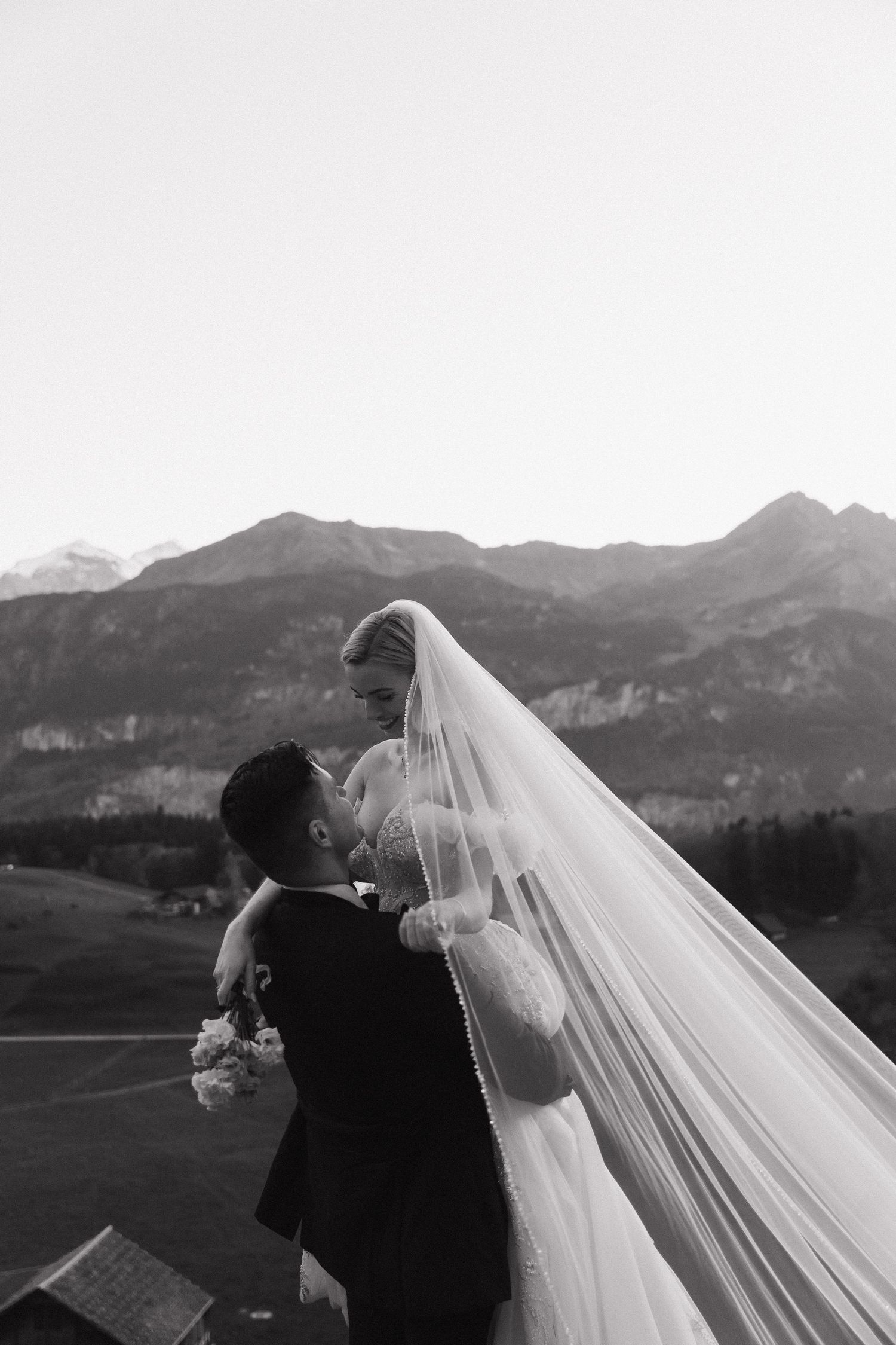 wedding in the swiss alps, mountains, black and white wedding photography