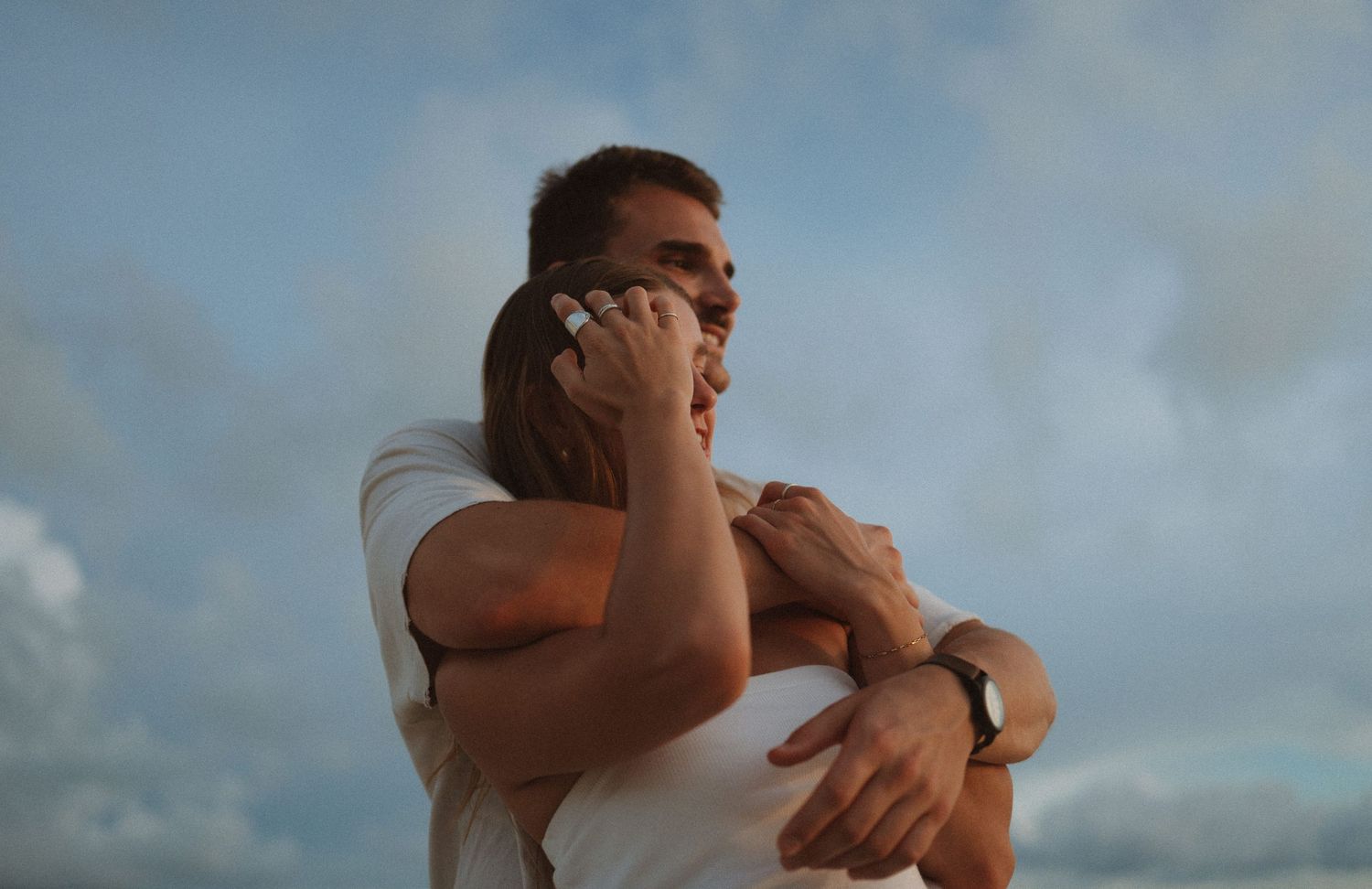 Key West couples photographer capturing intimate beach moments with natural emotion and coastal scenery