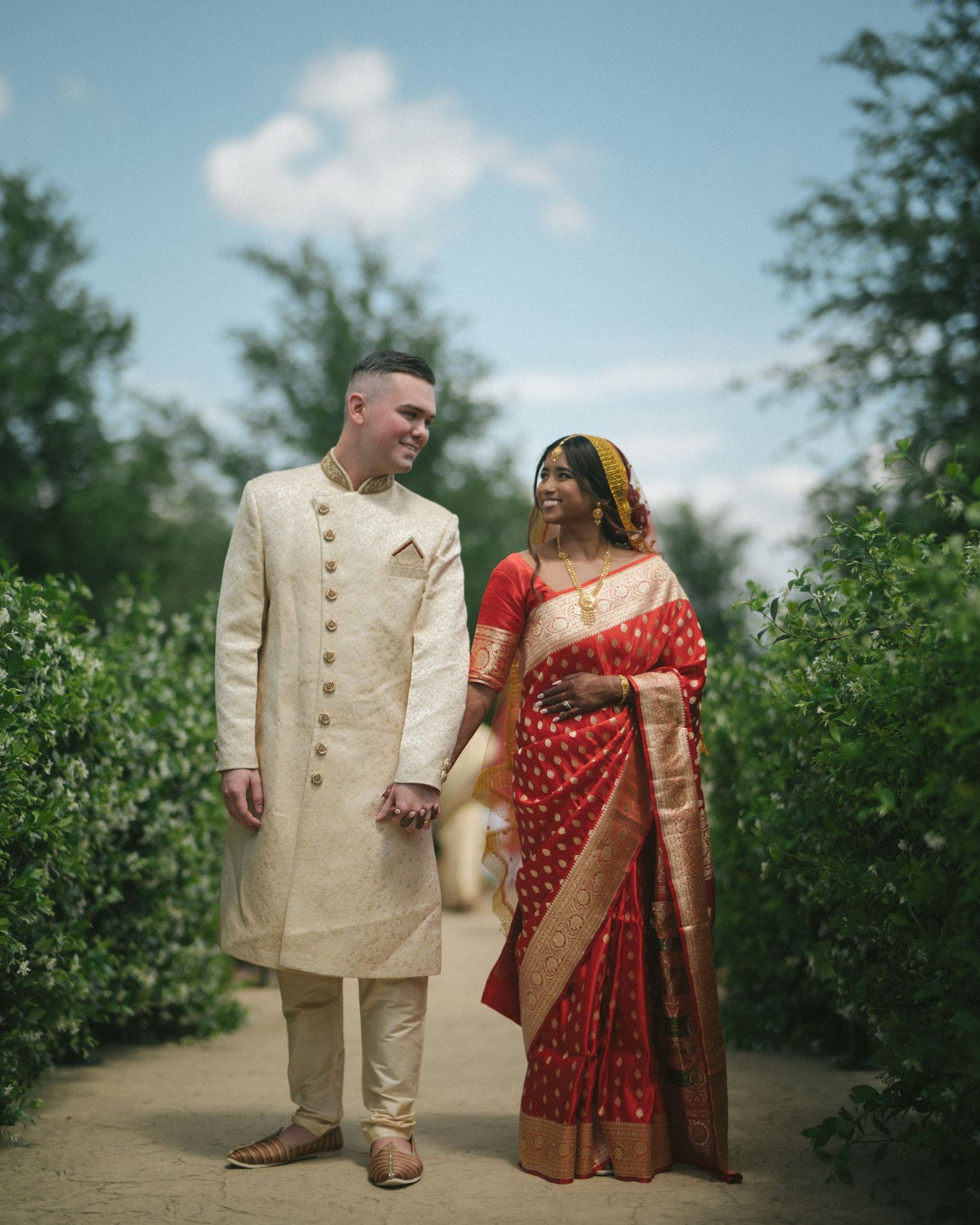 Wedding couple photographed in natural light
Bride and groom embracing during wedding day
Candid moment from a Florida wedding