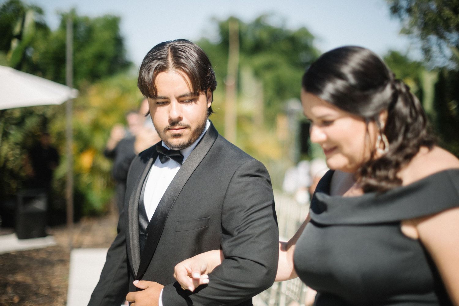 Wedding couple photographed in natural light
Bride and groom embracing during wedding day
Candid moment from a Florida wedding