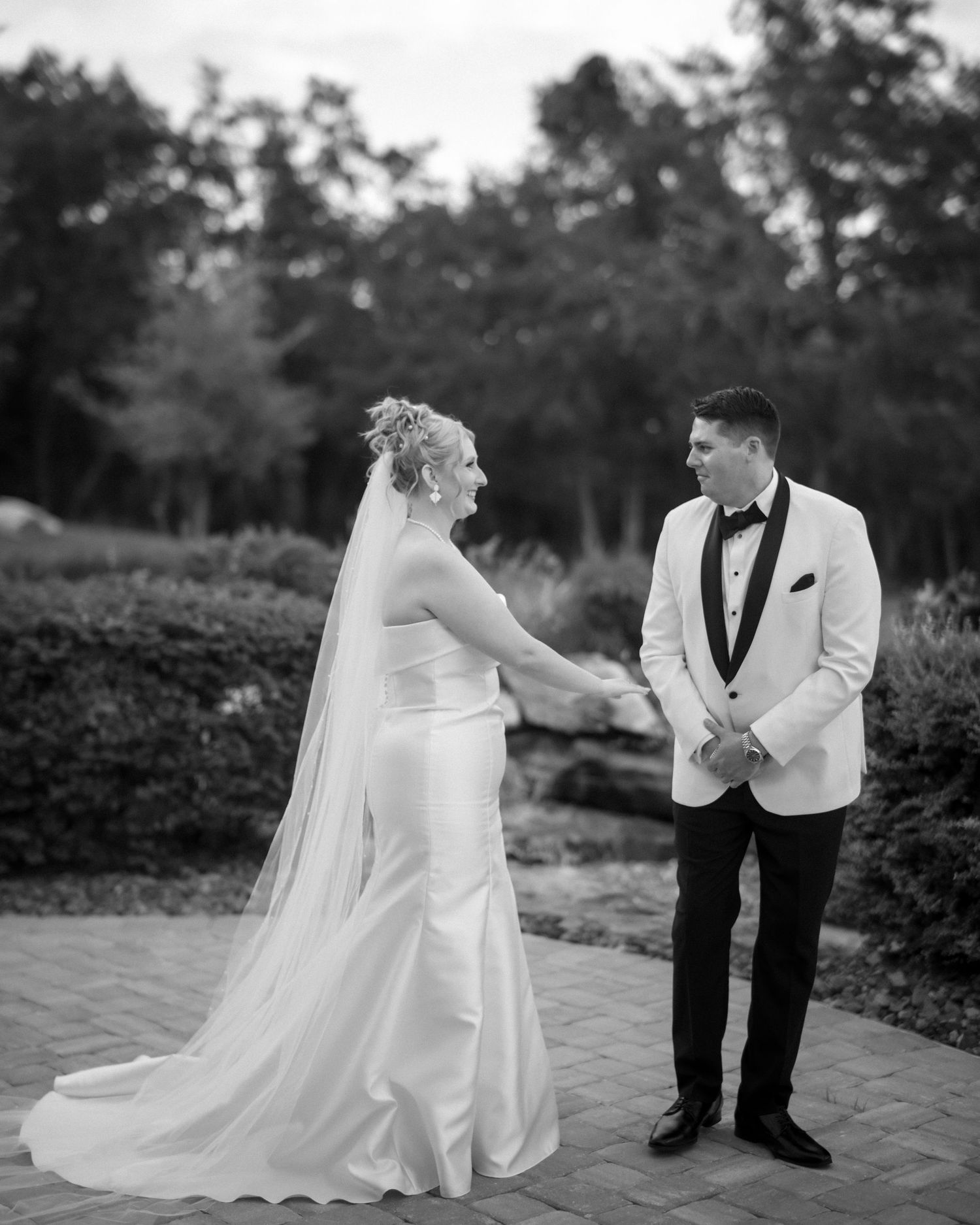 Wedding couple photographed in natural light
Bride and groom embracing during wedding day
Candid moment from a Florida wedding