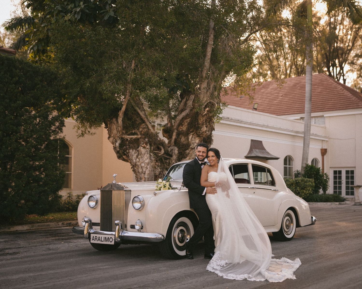 Wedding couple photographed in natural light
Bride and groom embracing during wedding day
Candid moment from a Florida wedding