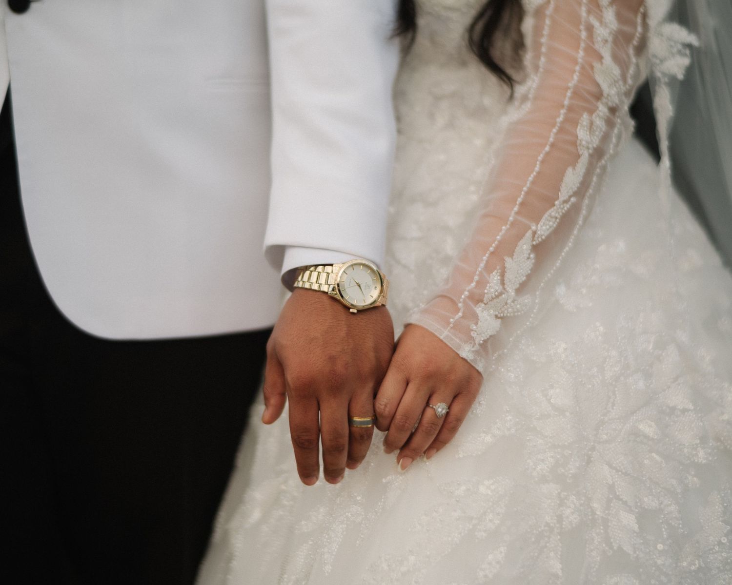 Wedding couple photographed in natural light
Bride and groom embracing during wedding day
Candid moment from a Florida wedding