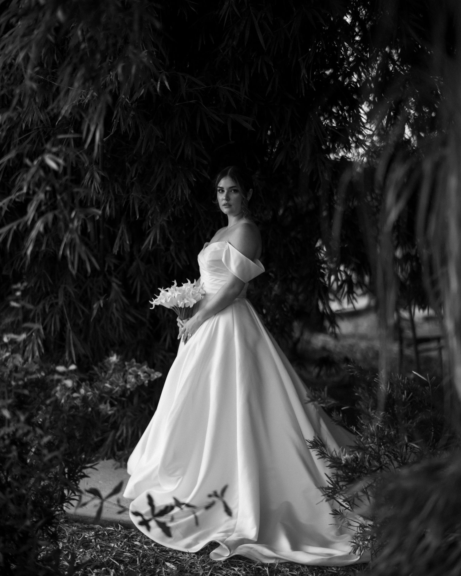 Wedding couple photographed in natural light
Bride and groom embracing during wedding day
Candid moment from a Florida wedding