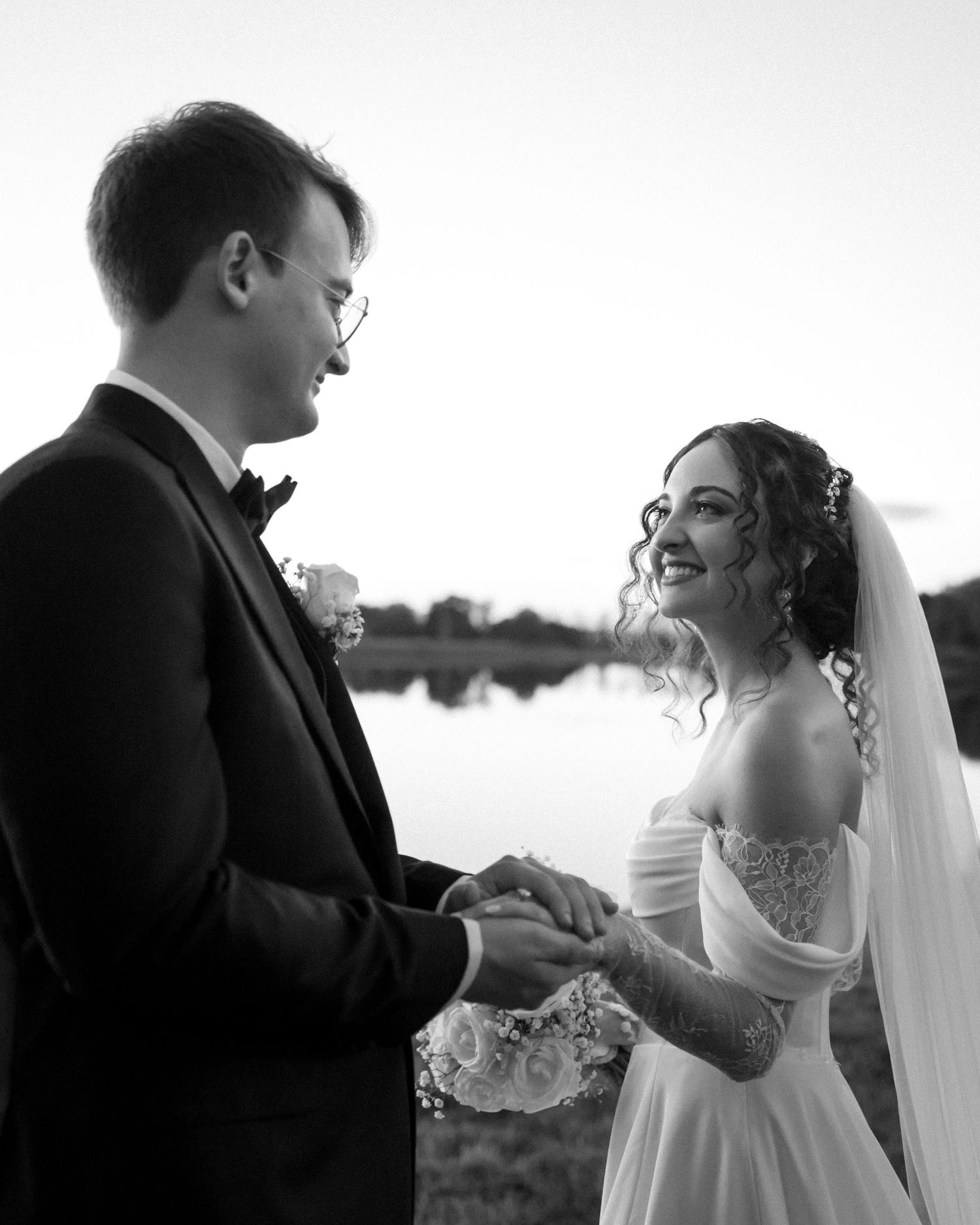 Wedding couple photographed in natural light
Bride and groom embracing during wedding day
Candid moment from a Florida wedding