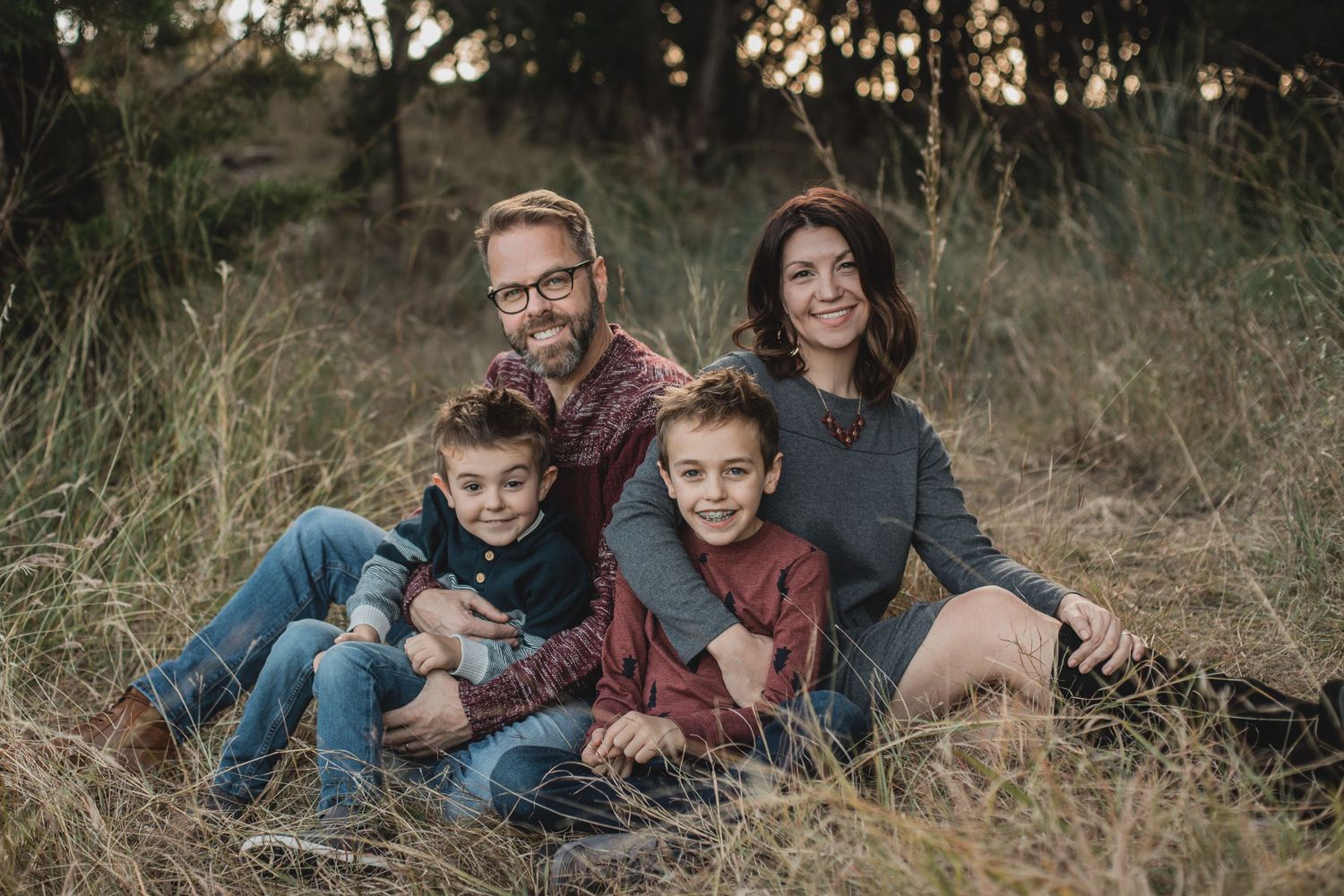 sibling photography, lifestyle photography, family portraits, Edwardsville Illinois