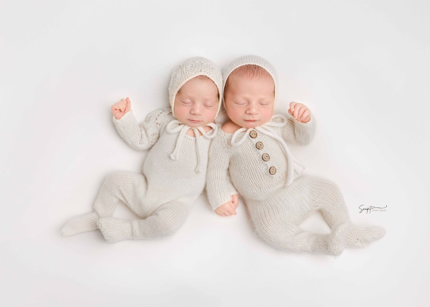 newborn photos near me, newborn photography packages, best NJ newborn photographers, studio newborn session