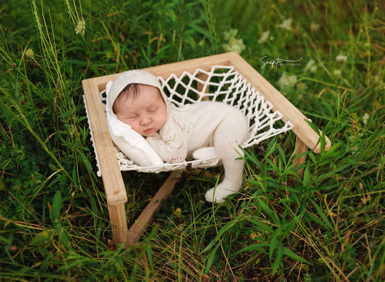 best NJ newborn photographer, newborn portraits near me, baby photographer near me, New Jersey  newborn photos