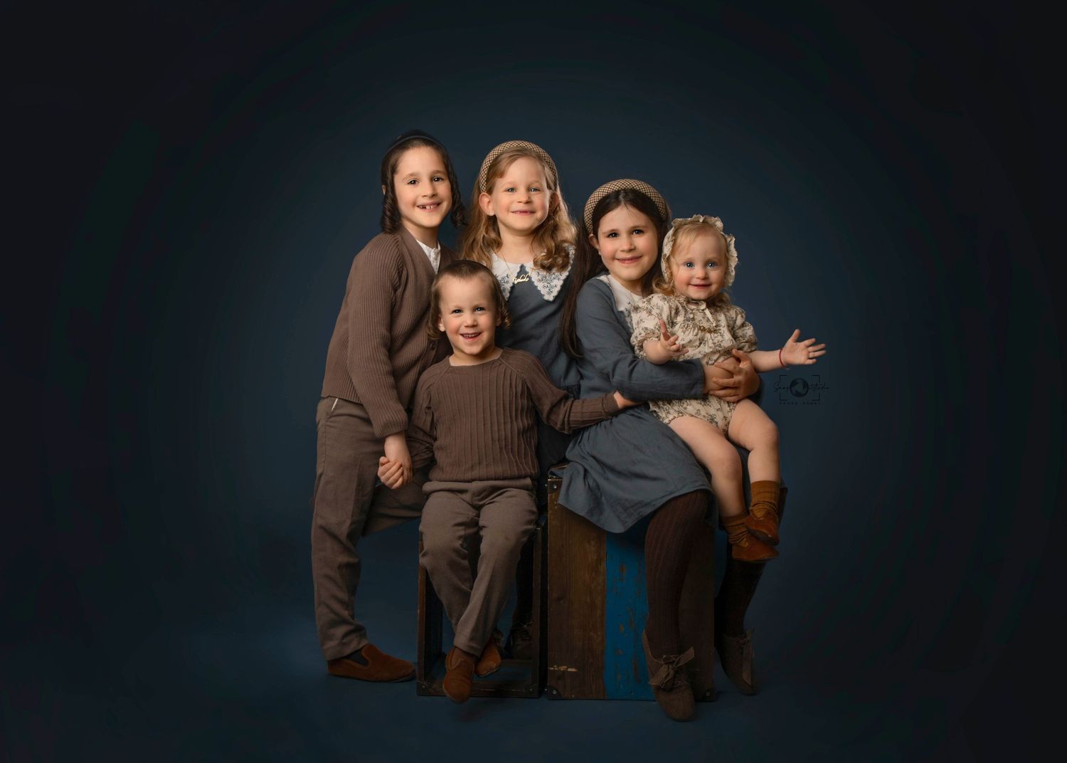 Lakewood NJ family photographer, Monmouth County family portraits, family photography near me, professional family photos Lakewood NJ