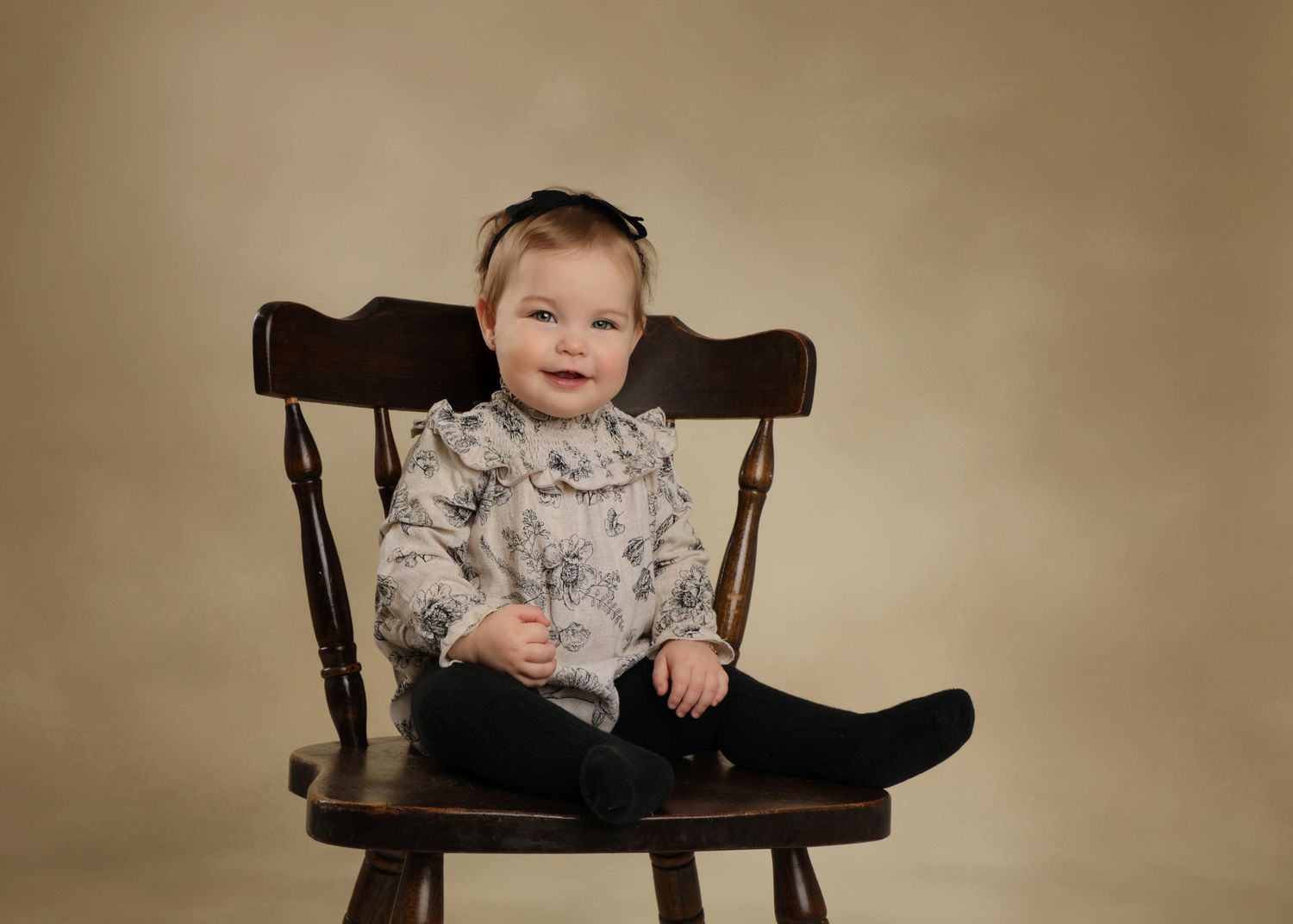 Howell NJ kids photographer, Howell New Jersey family photography, studio family photography near me, Howell NJ portrait photographers