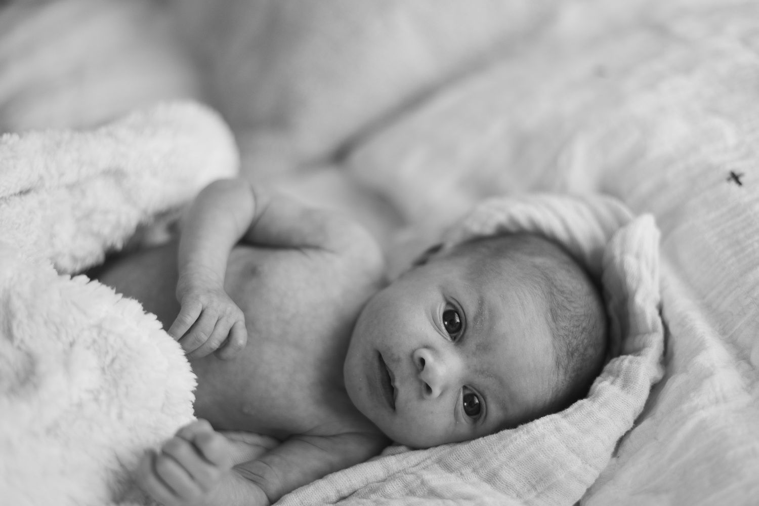 Warm, moody vintage cinematic maternity motherhood and wedding photography in Northern Utah & Florida. Emotive, storytelling images for brid