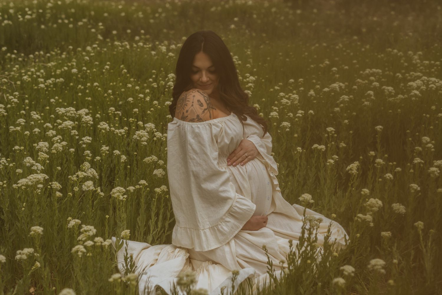Utah wedding photographer capturing warm, moody bridal portraits. Florida wedding photographer documenting intimate