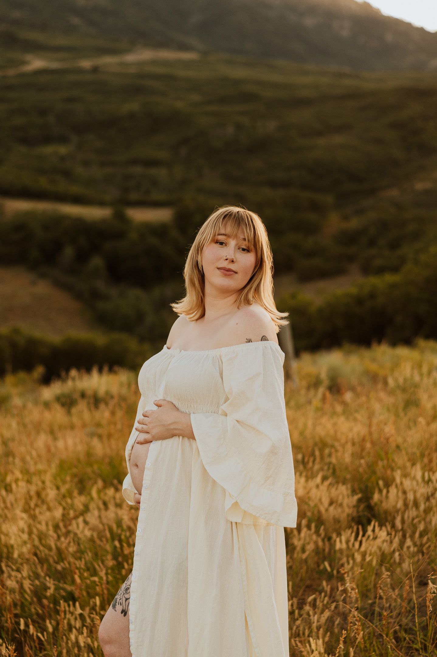 Utah wedding photographer capturing warm, moody bridal portraits. Florida wedding photographer documenting intimate