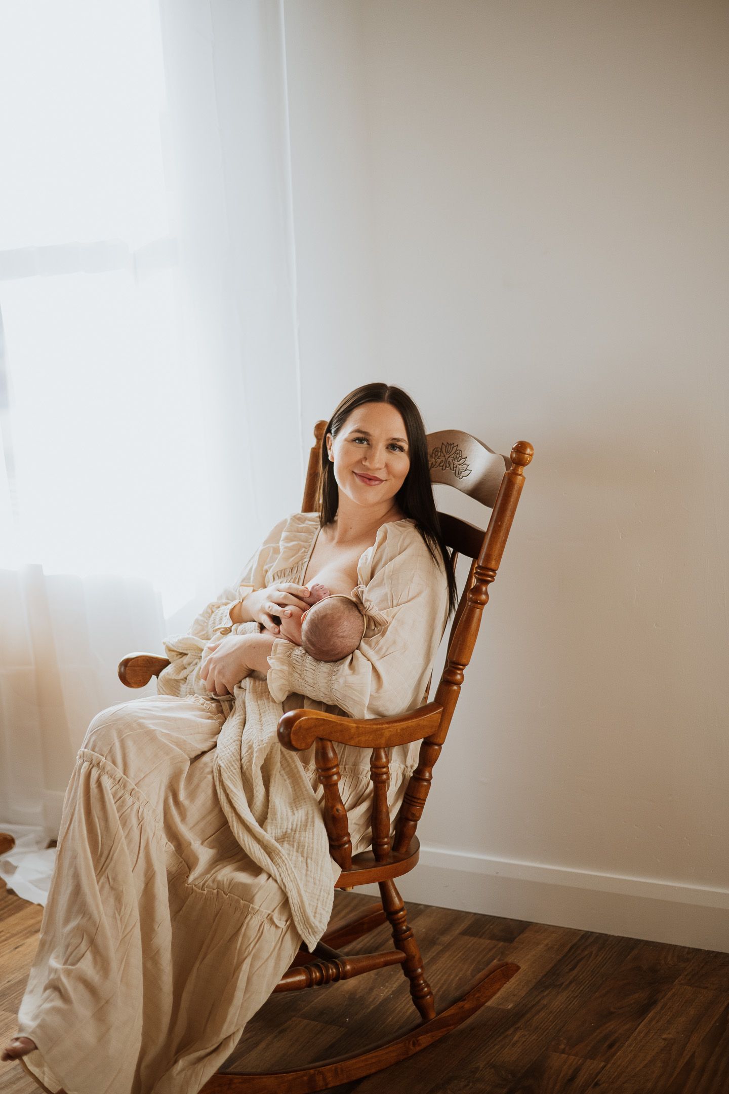 Utah wedding photographer capturing warm, moody bridal portraits. Florida wedding photographer documenting intimate