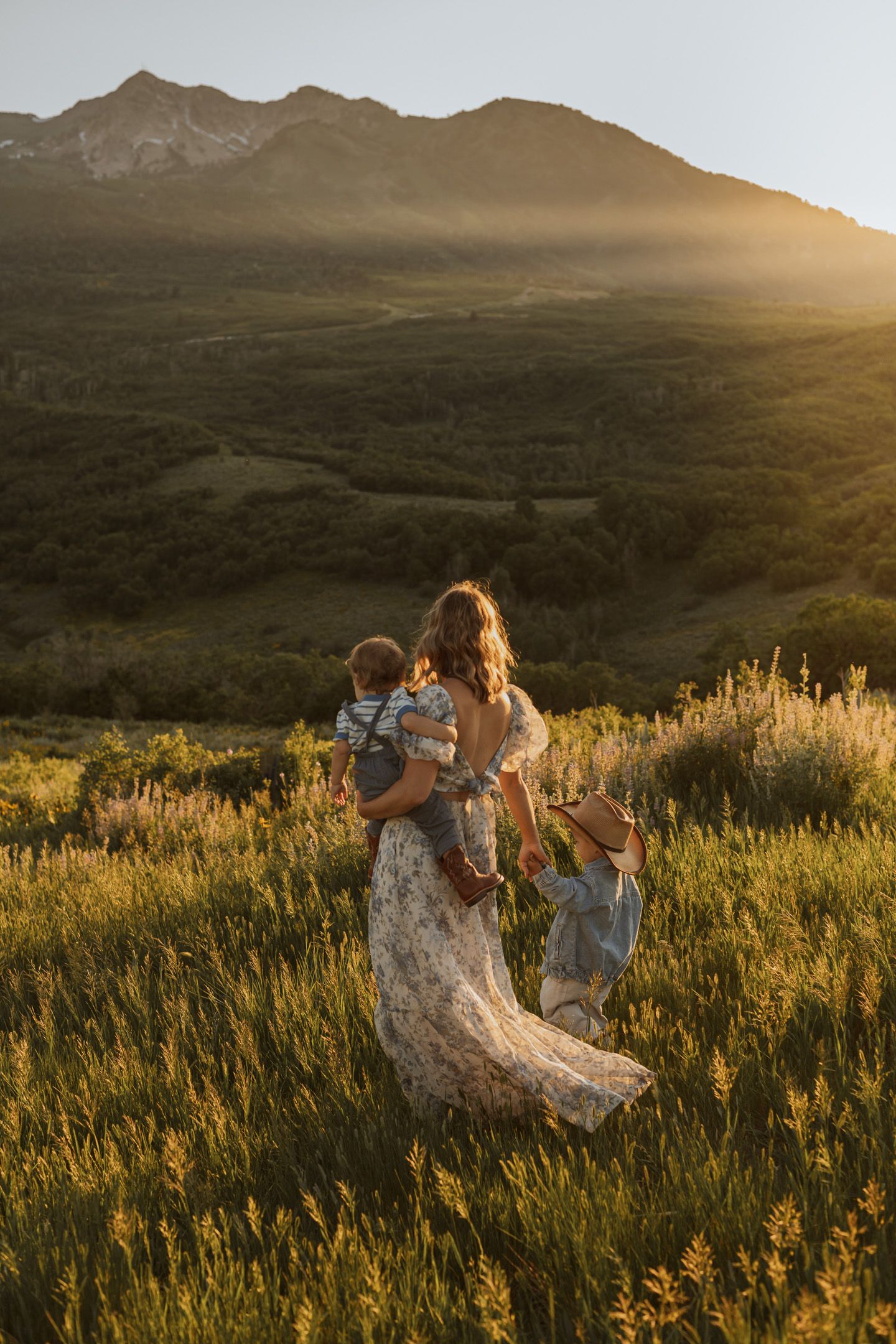 Utah wedding photographer capturing warm, moody bridal portraits. Florida wedding photographer documenting intimate