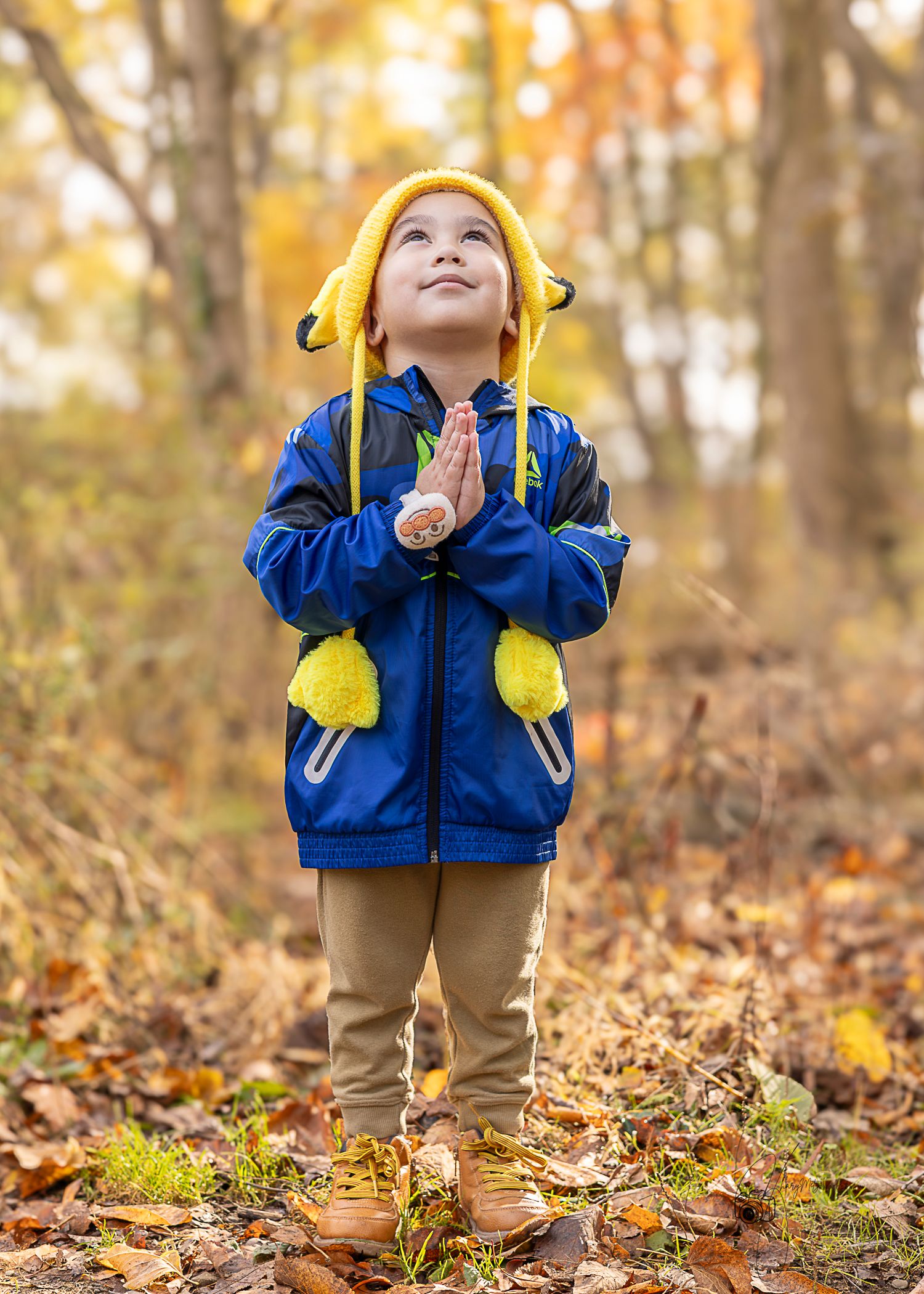 Boy praying