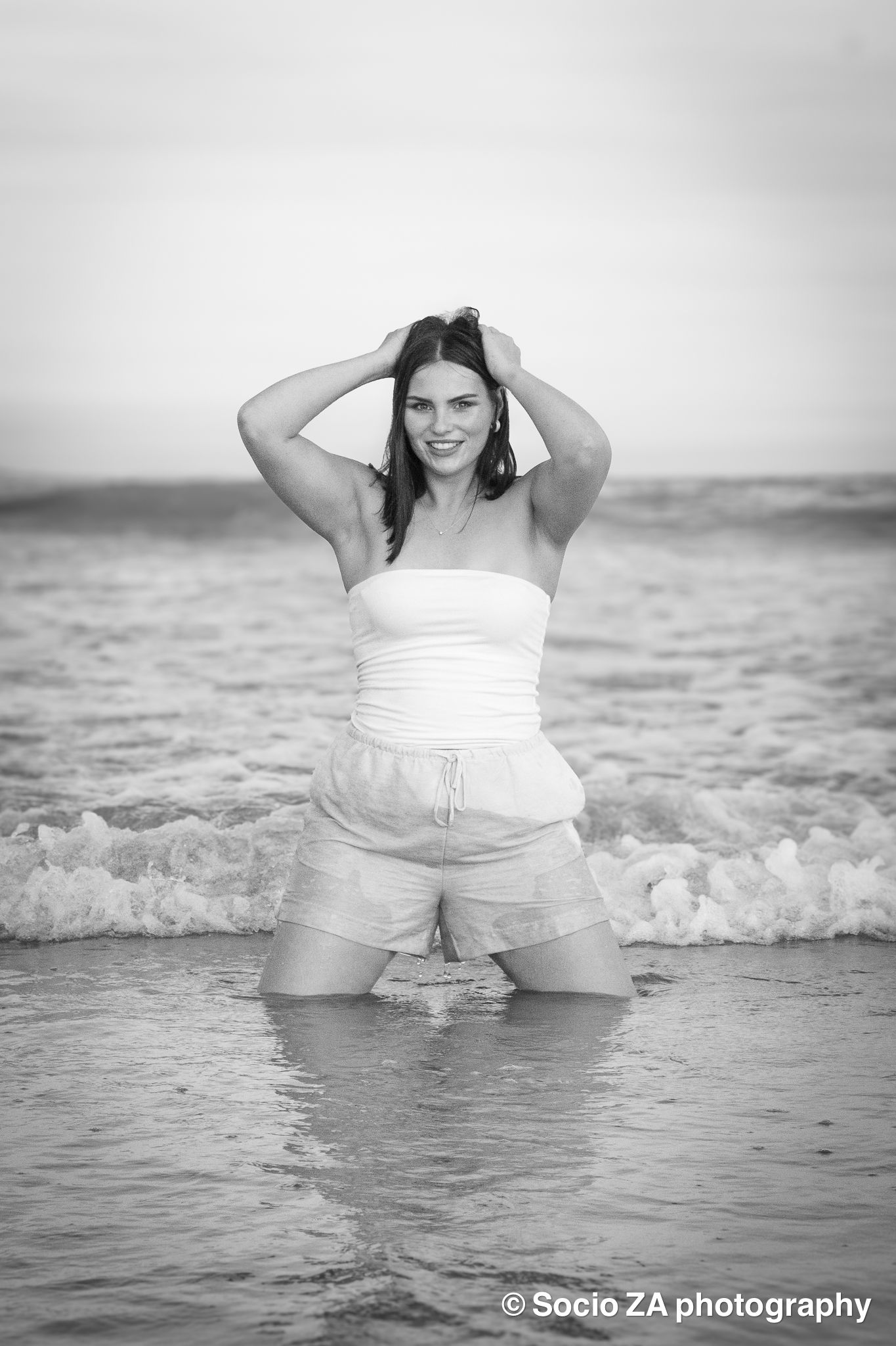 Portrait in Jeffrey’s Bay captures natural, authentic images with relaxed outdoor sessions across the Eastern Cape. Beach day smiles