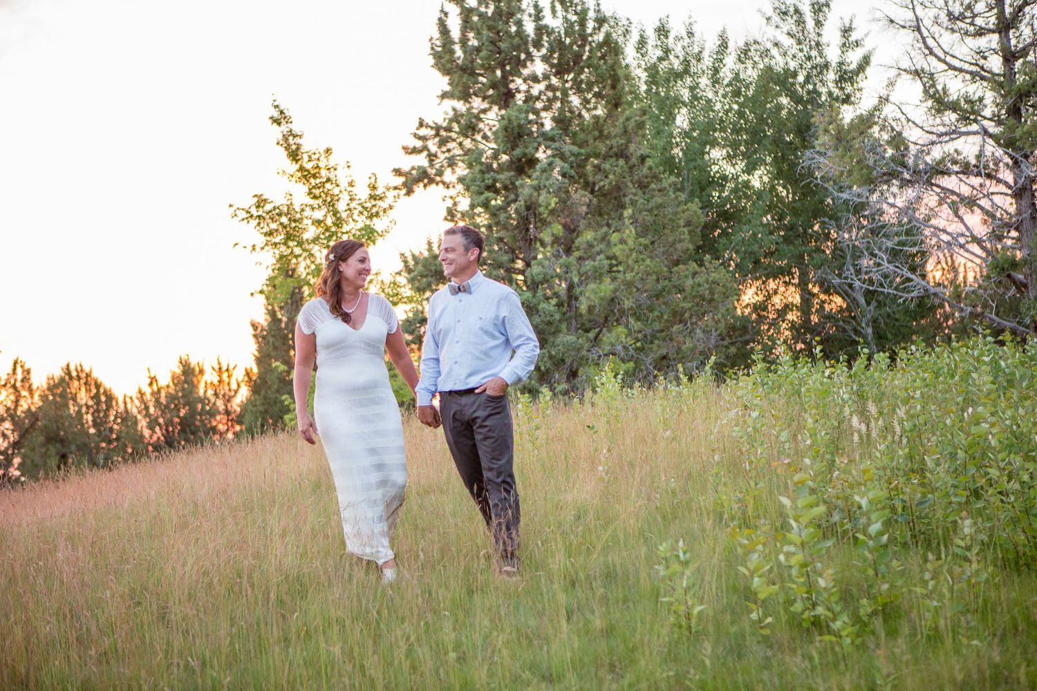 Wedding couple in Pronghorn in Bend, Oregon